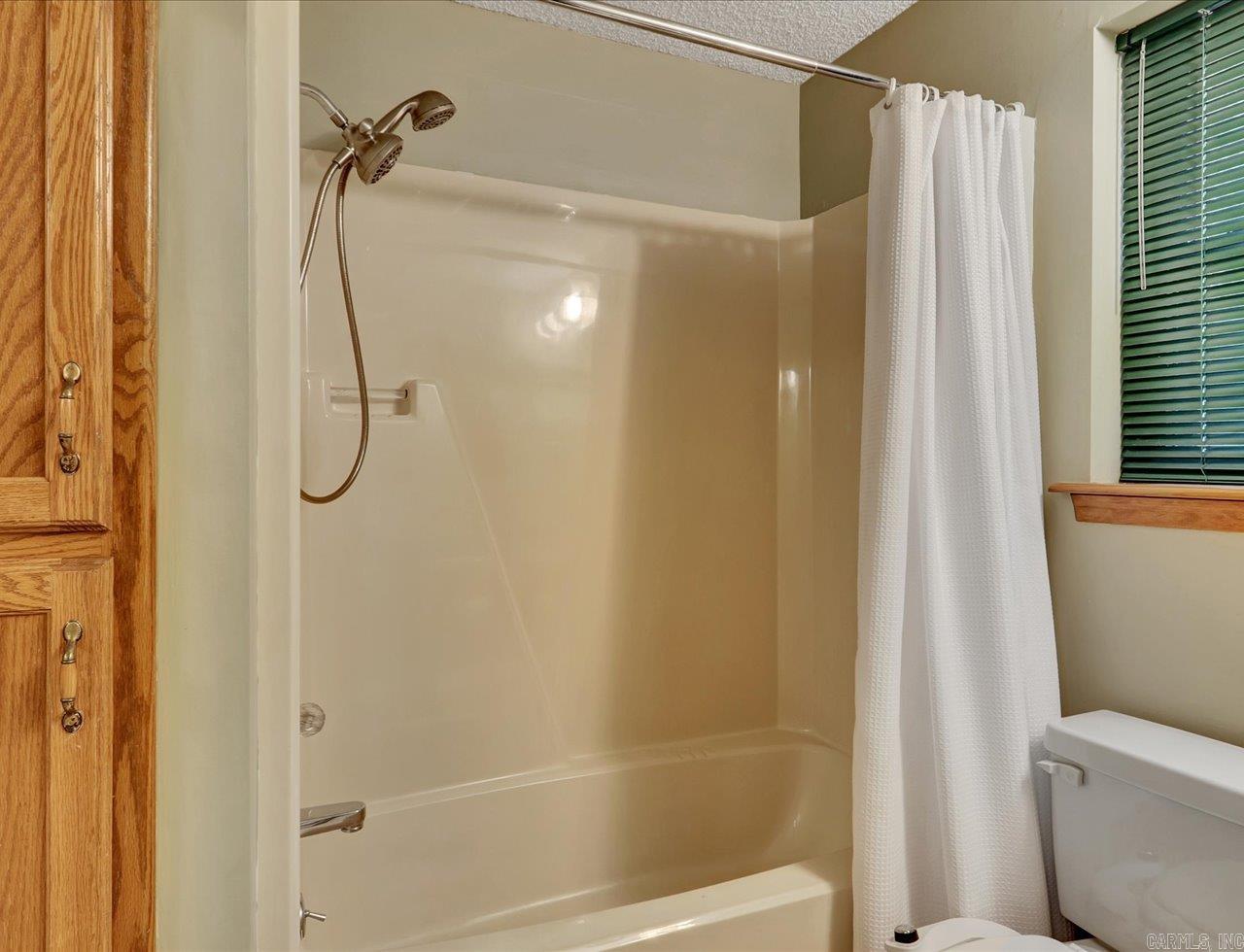 72  Pintuerero  Hot Springs Village, AR