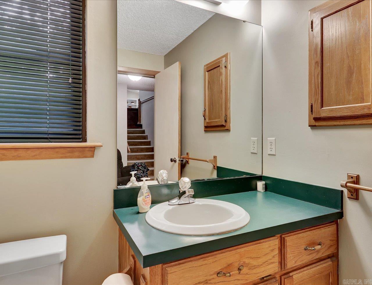72  Pintuerero  Hot Springs Village, AR