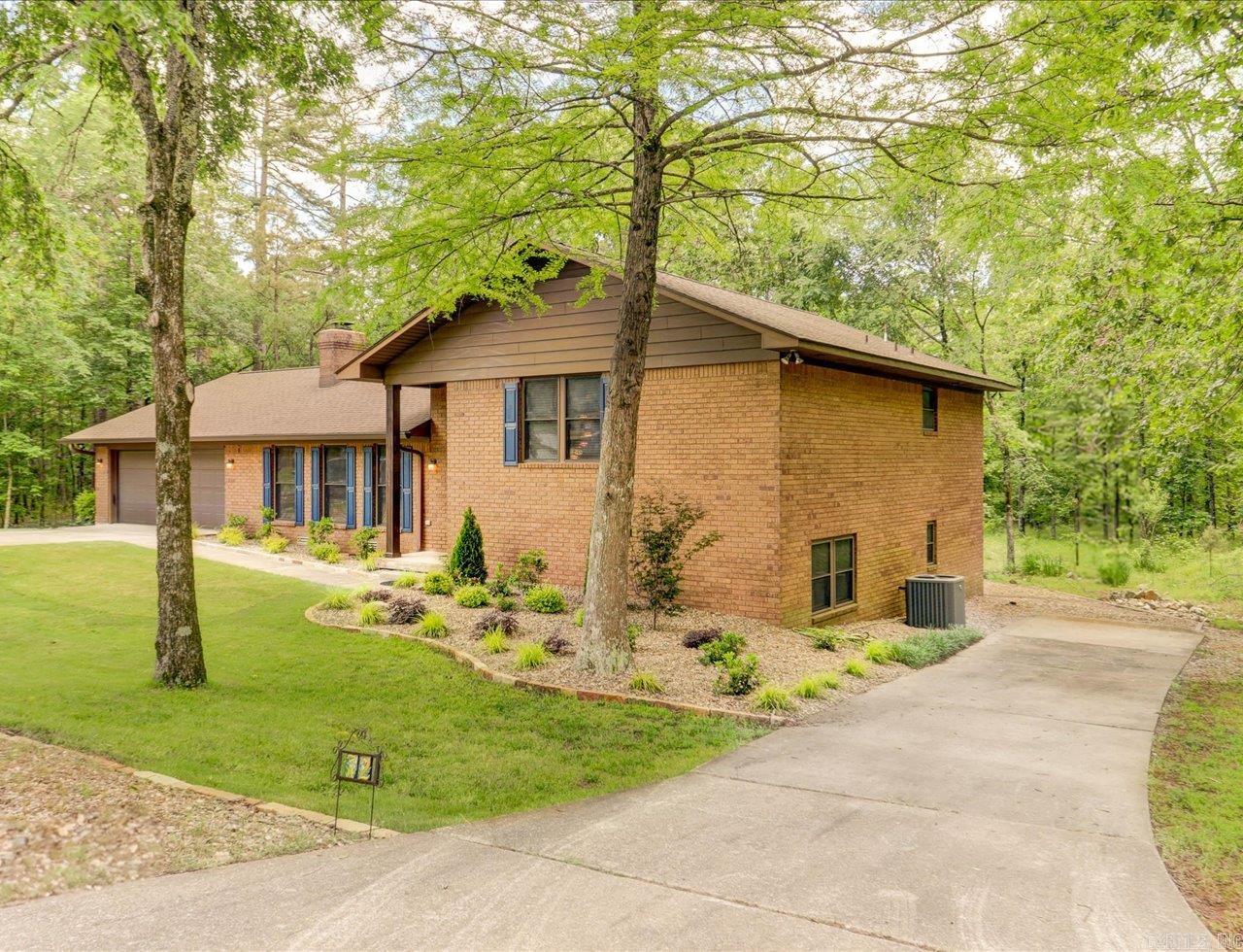 72  Pintuerero  Hot Springs Village, AR