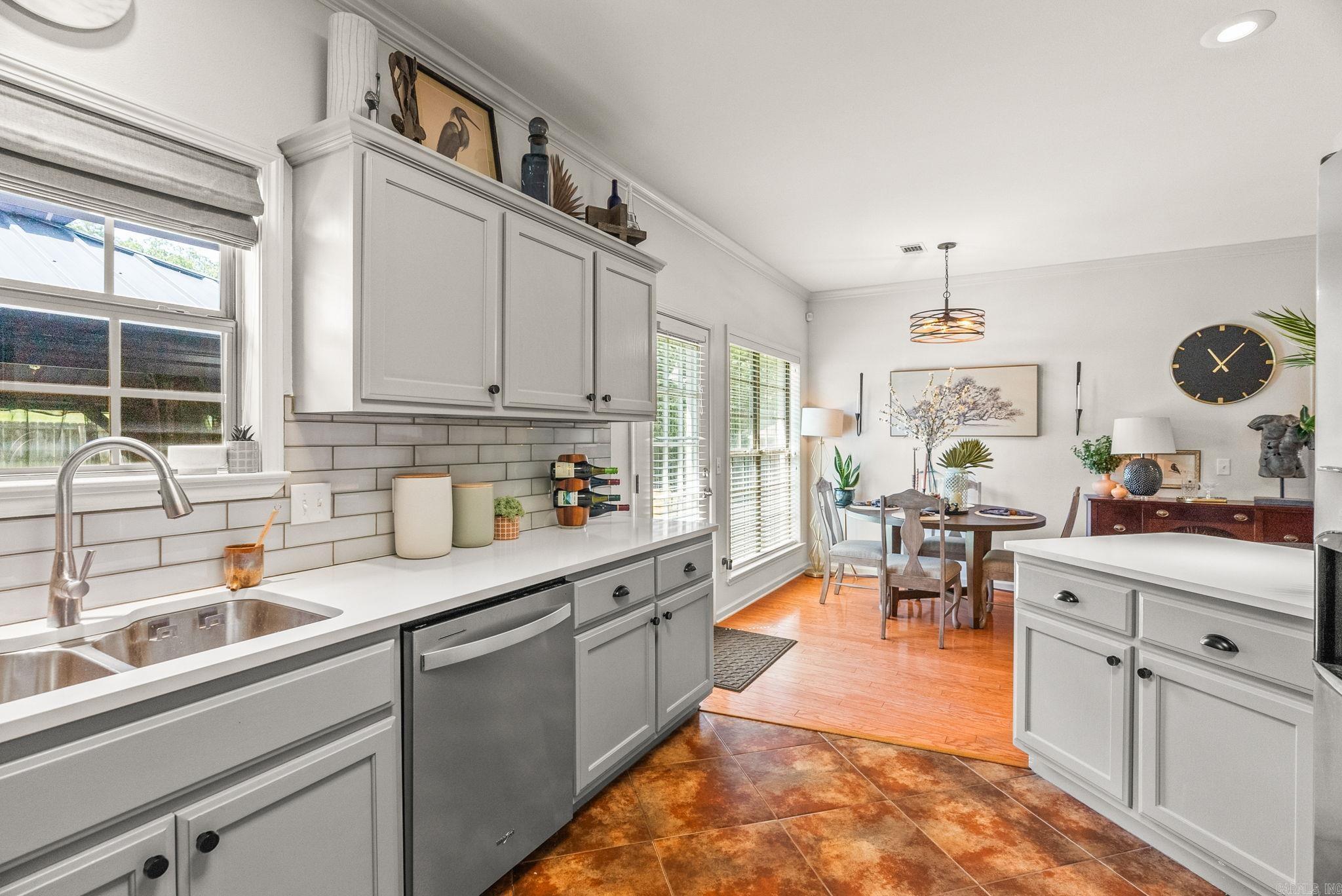 111 Summit Valley Circle Maumelle, AR 72113