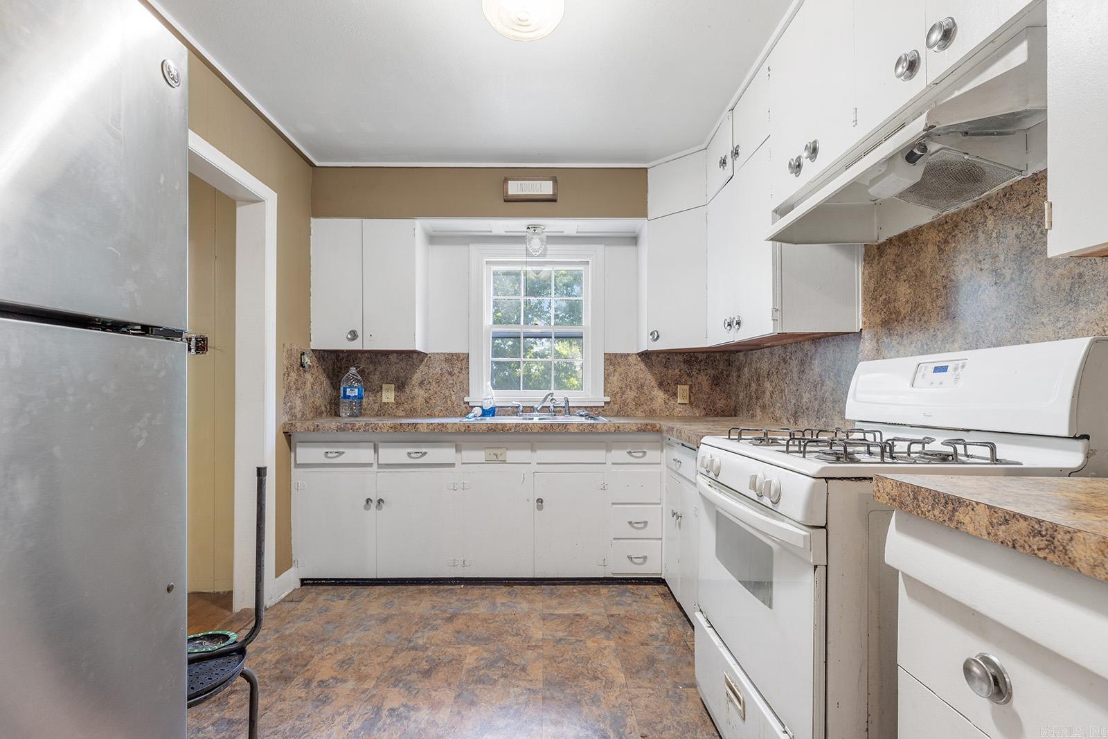 7606  Westwood  Little Rock, AR