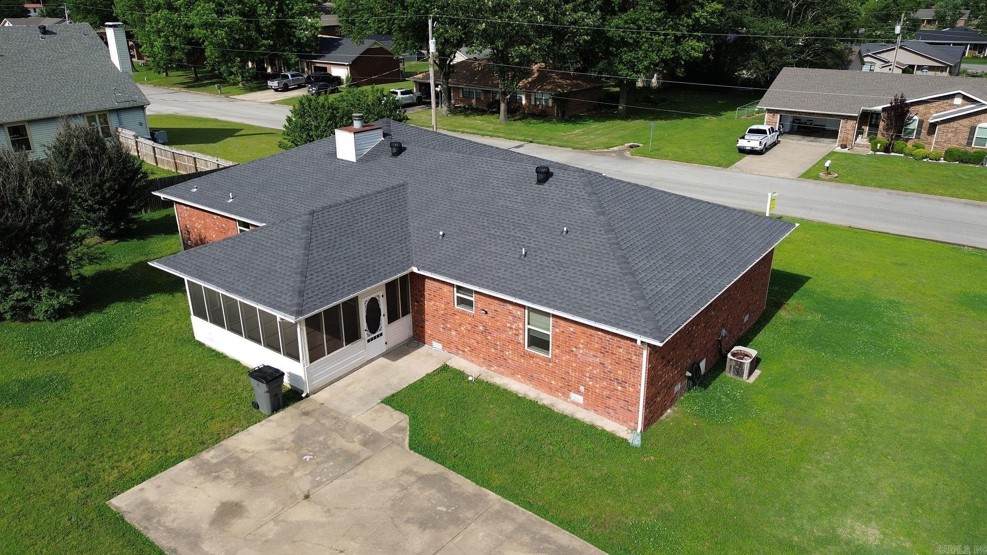 402  Bellwood Dr.  Paragould, AR