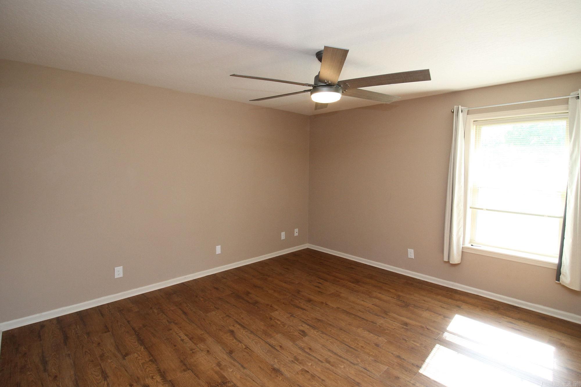 402  Bellwood Dr.  Paragould, AR