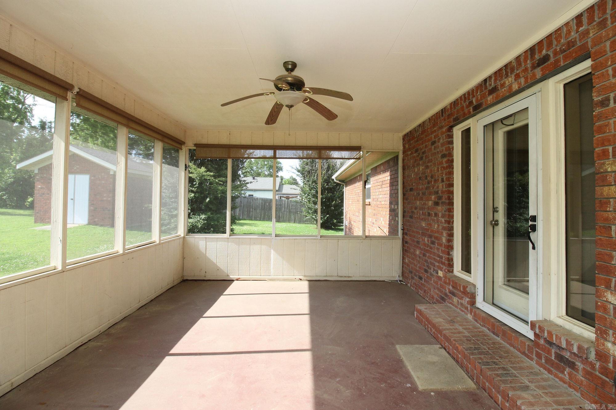 402  Bellwood Dr.  Paragould, AR