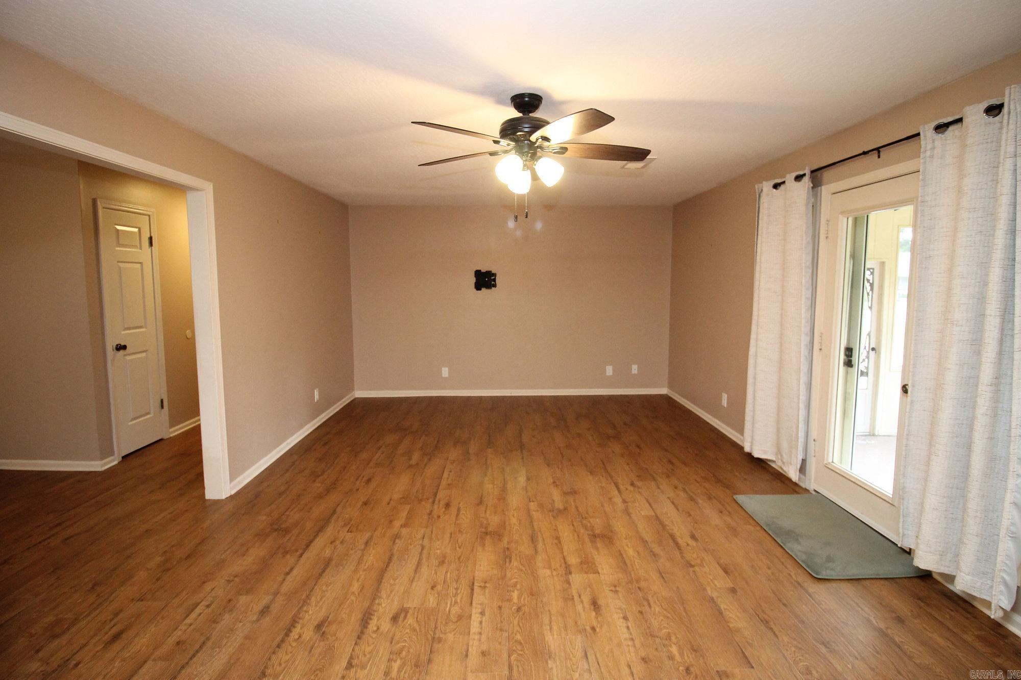 402  Bellwood Dr.  Paragould, AR