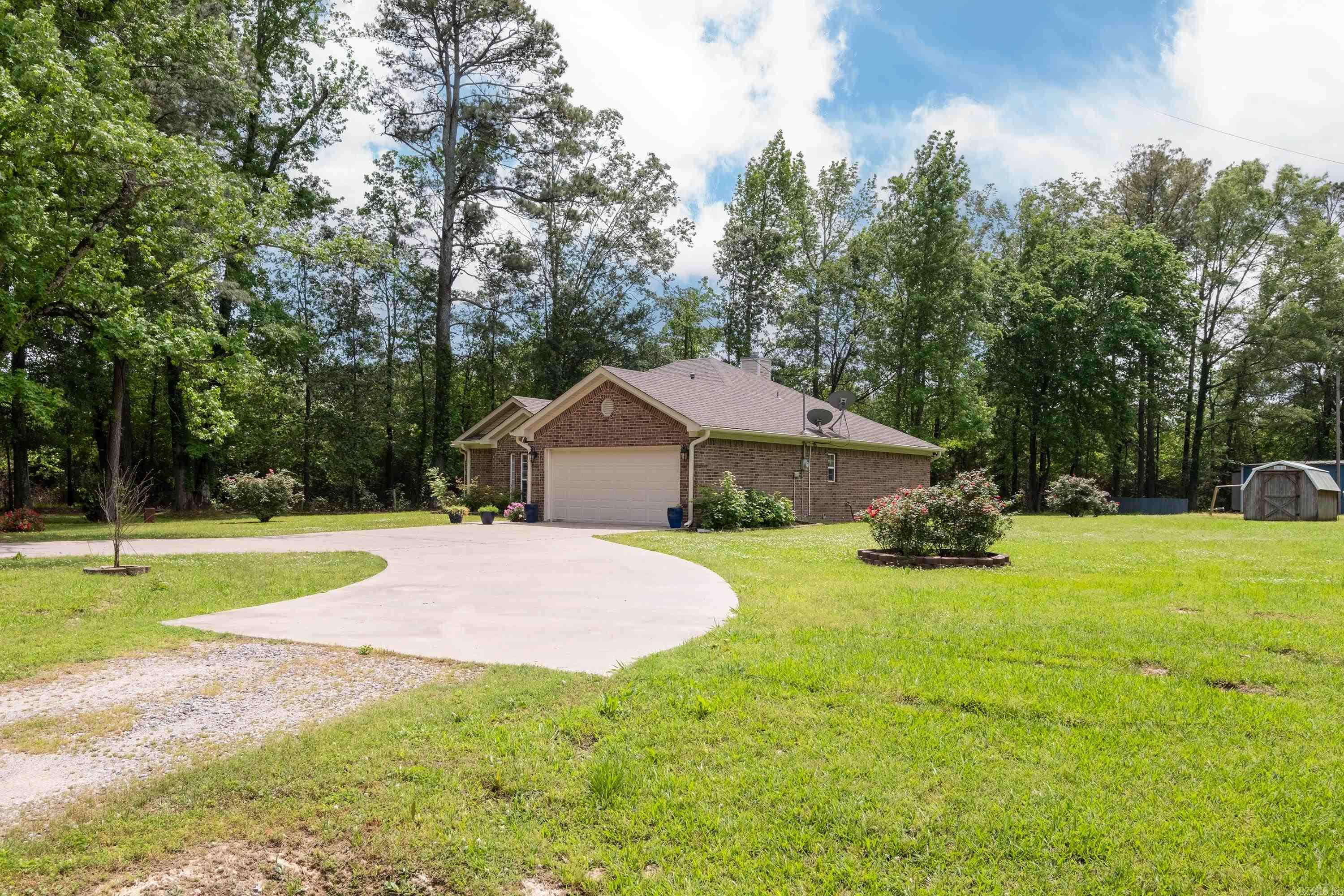 3218  McFadden  Pine Bluff, AR