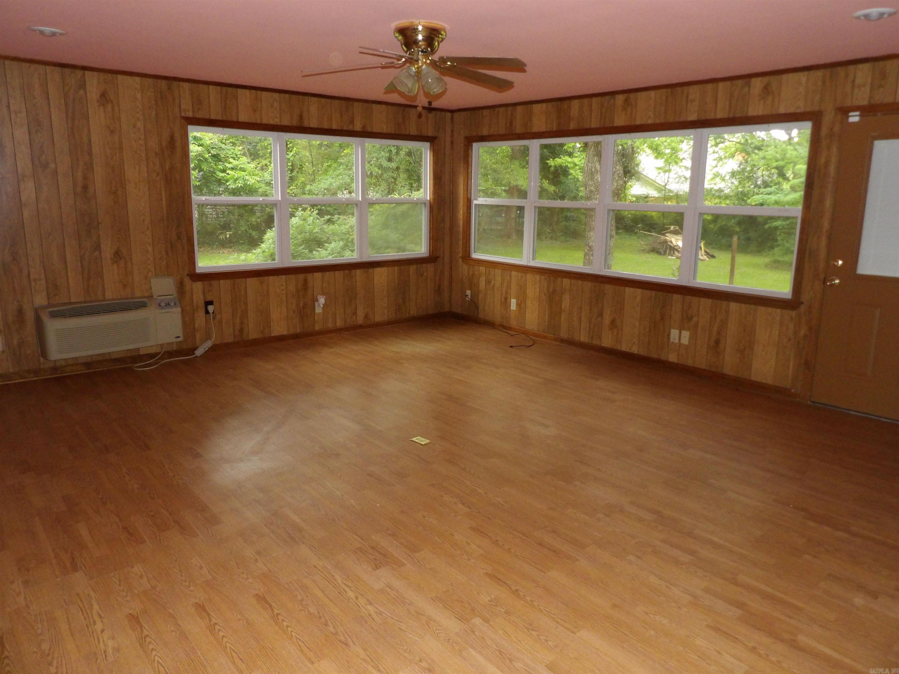 415 W Jefferson  Monticello, AR