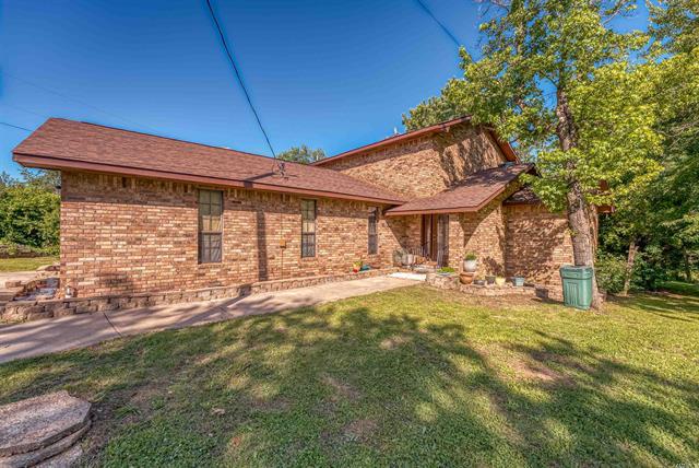 3641 N 27  Marshall, AR