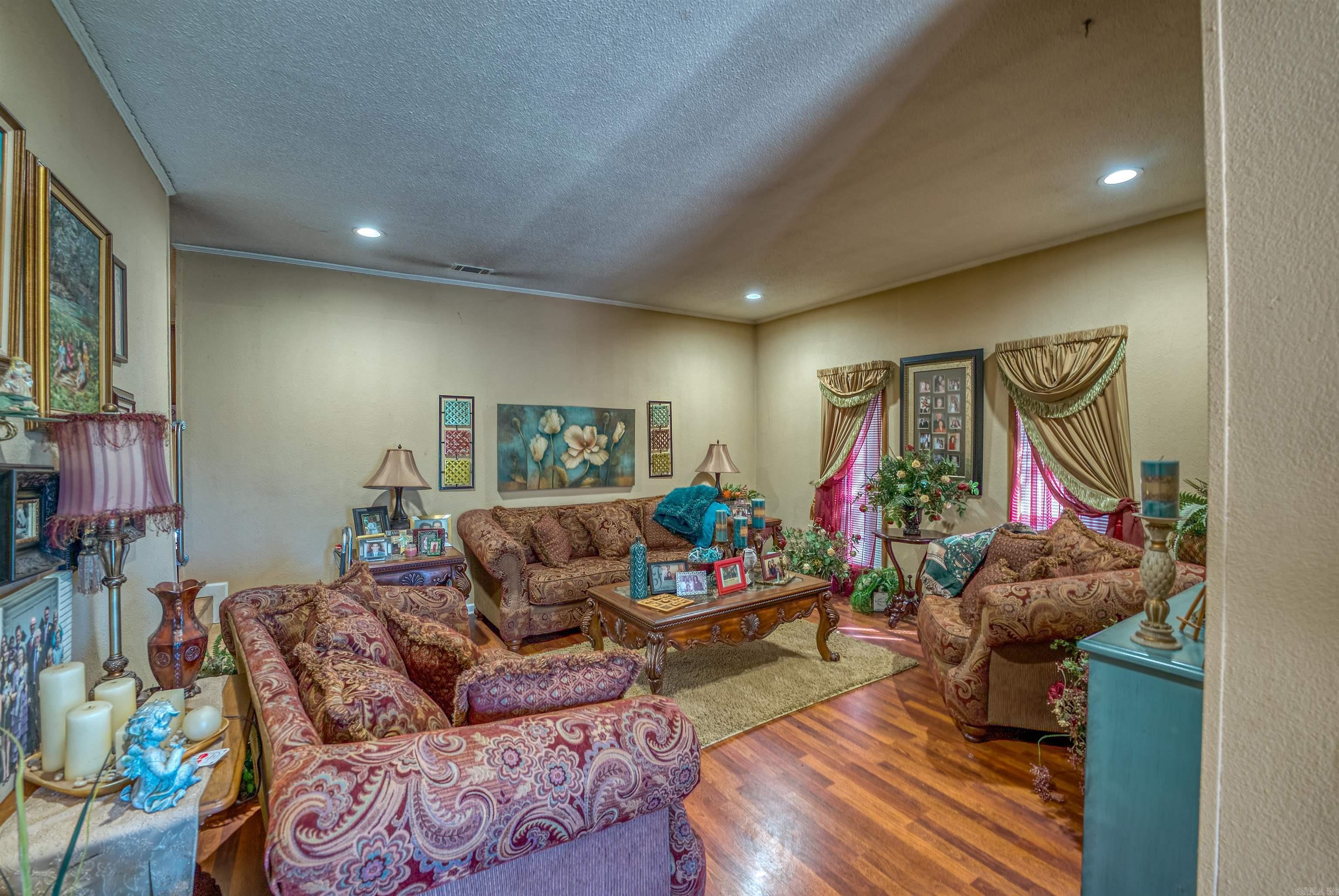 3641 N 27  Marshall, AR