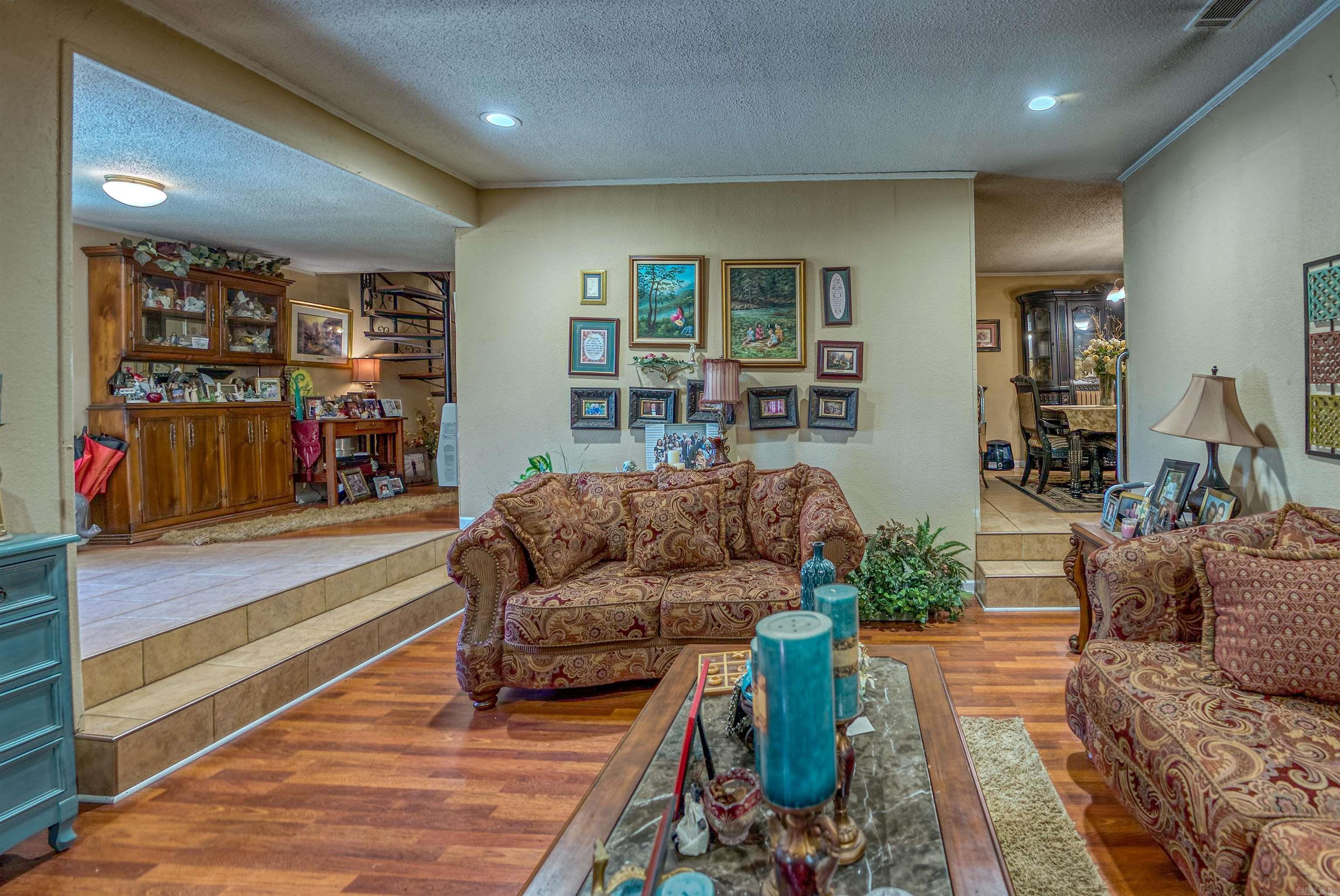 3641 N 27  Marshall, AR