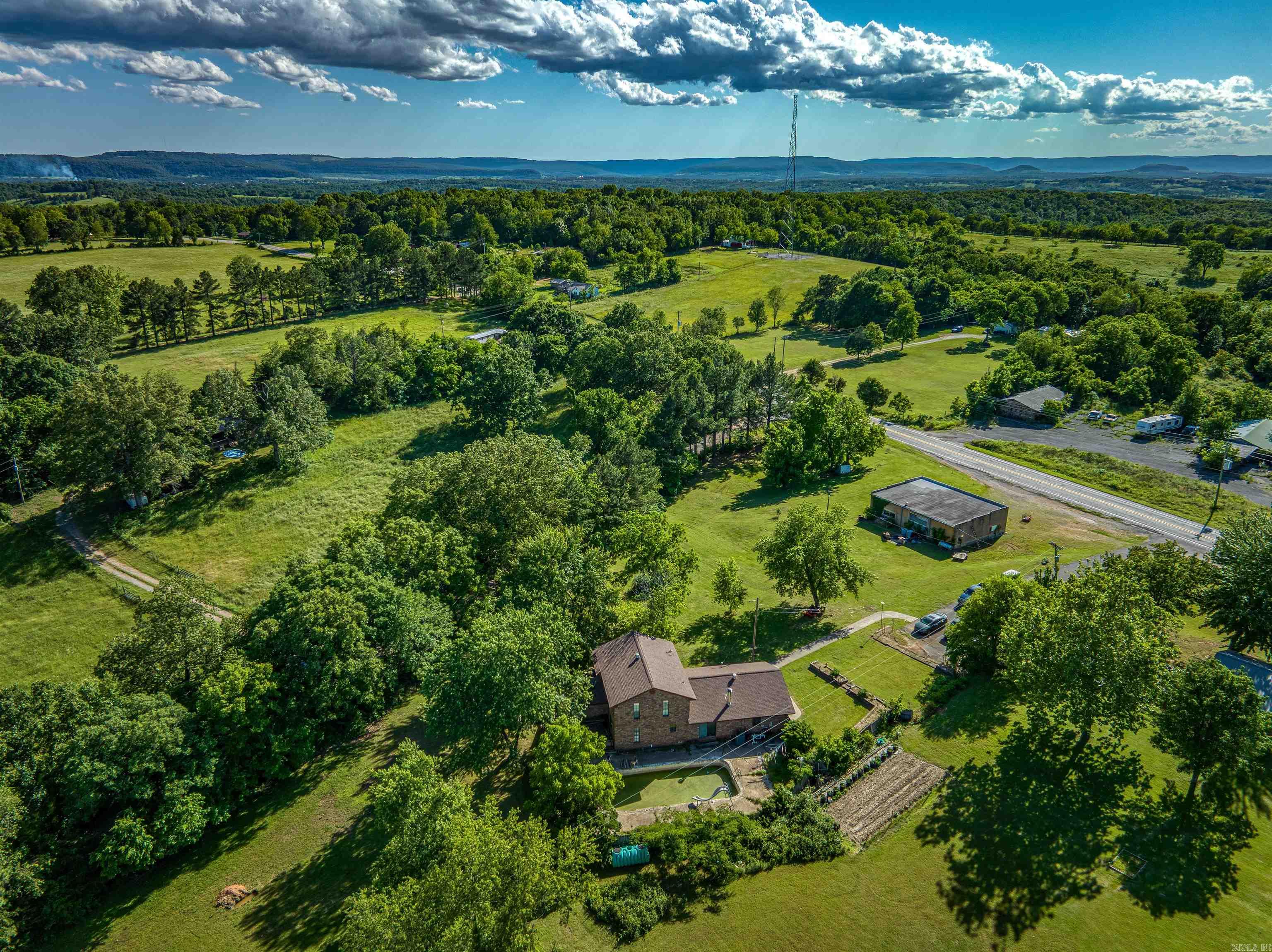 3641 N 27  Marshall, AR