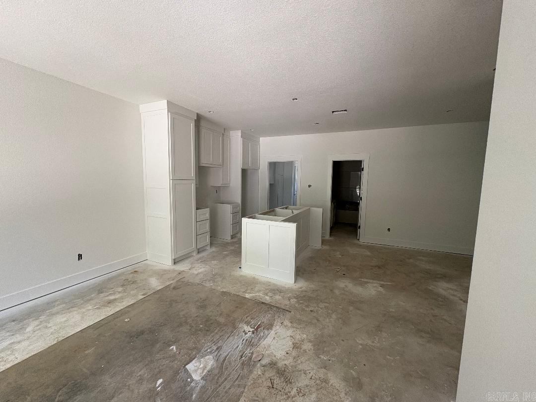405 W Iowa  Beebe, AR