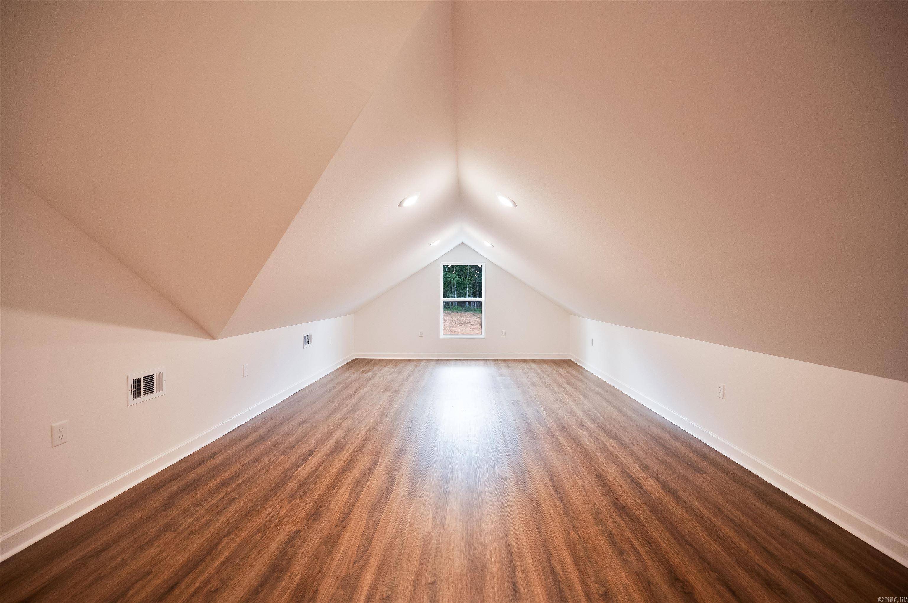 1045  Stagecoach  Cabot, AR