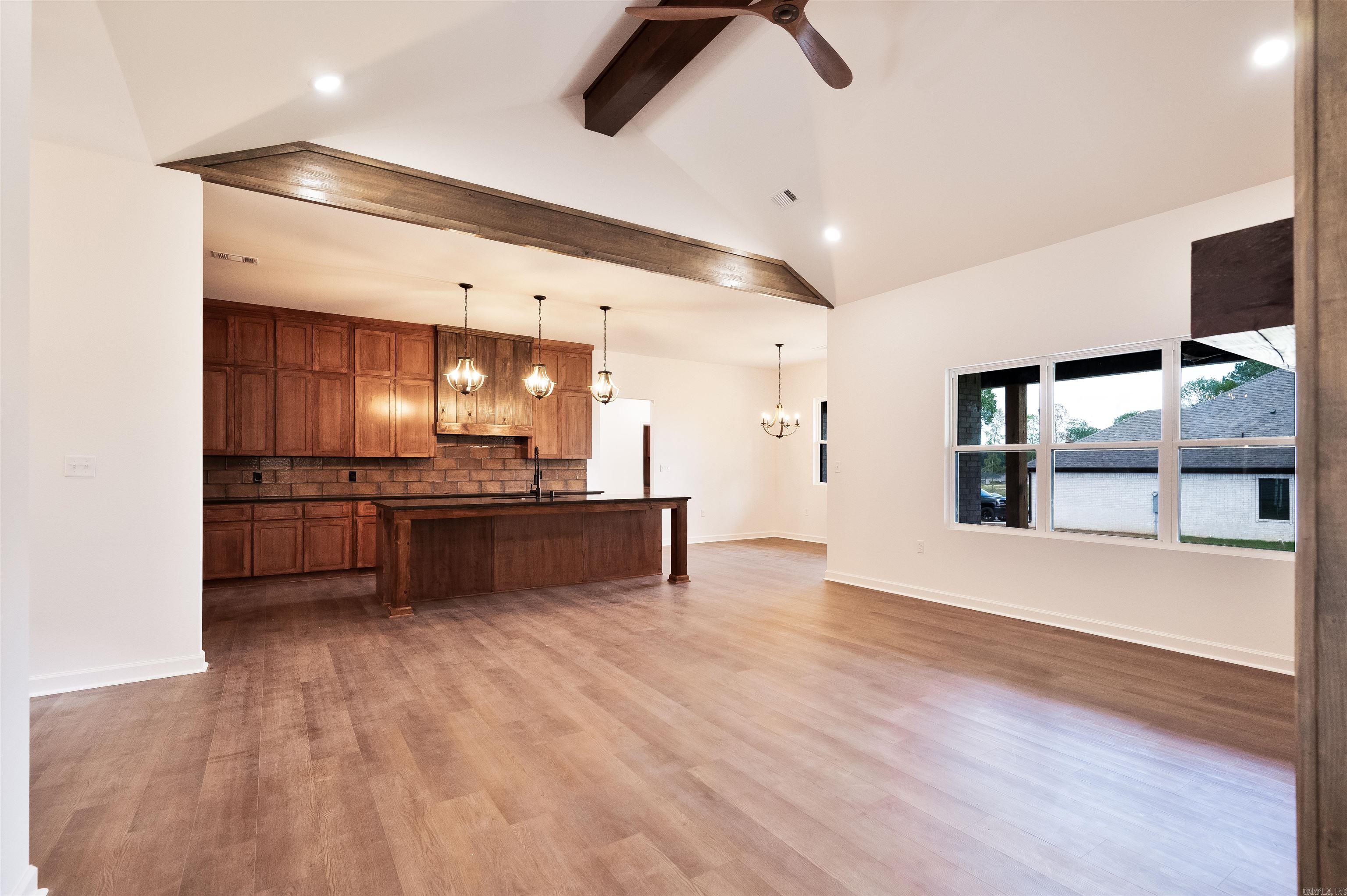 1045  Stagecoach  Cabot, AR