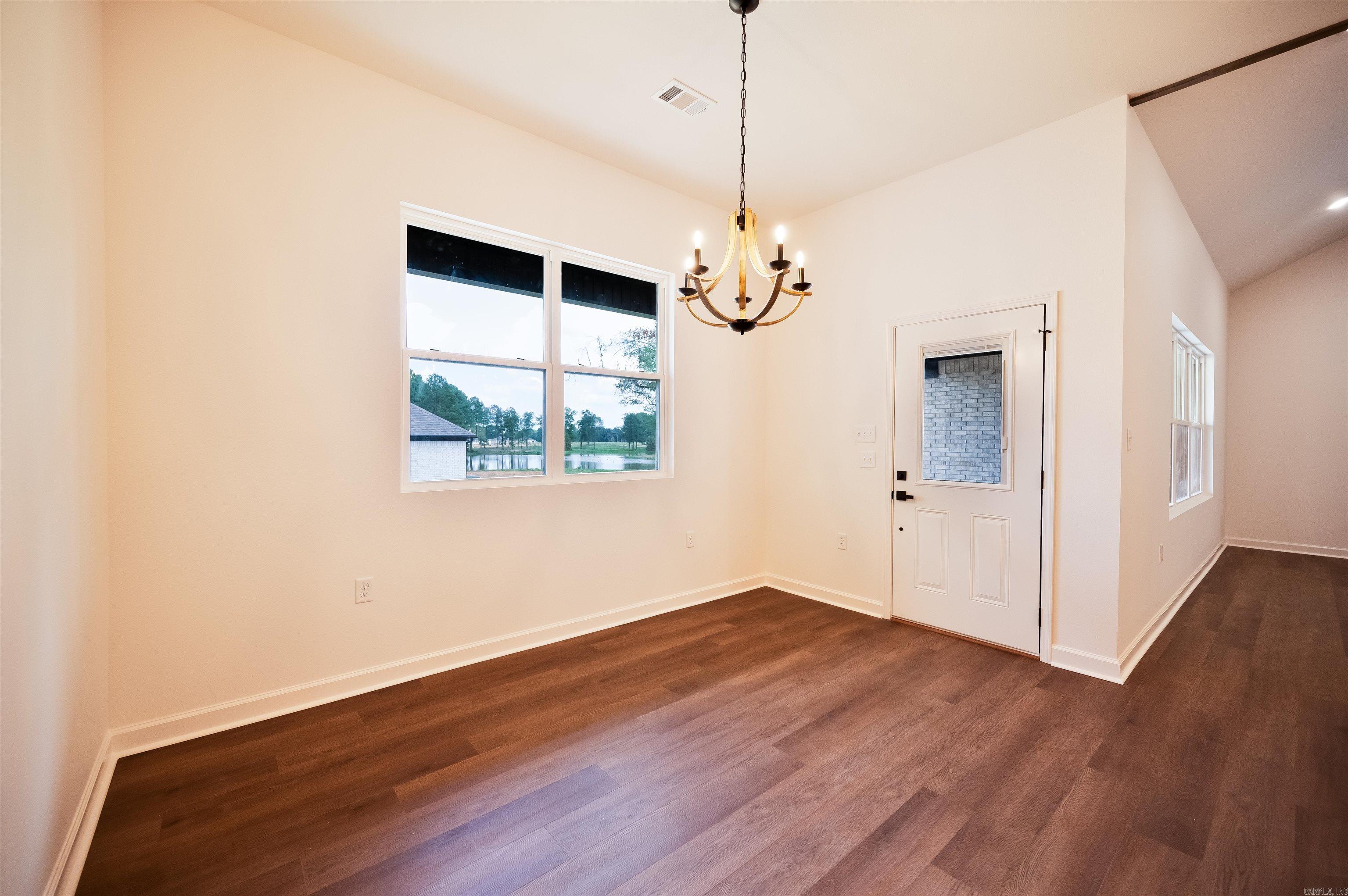 1045  Stagecoach  Cabot, AR
