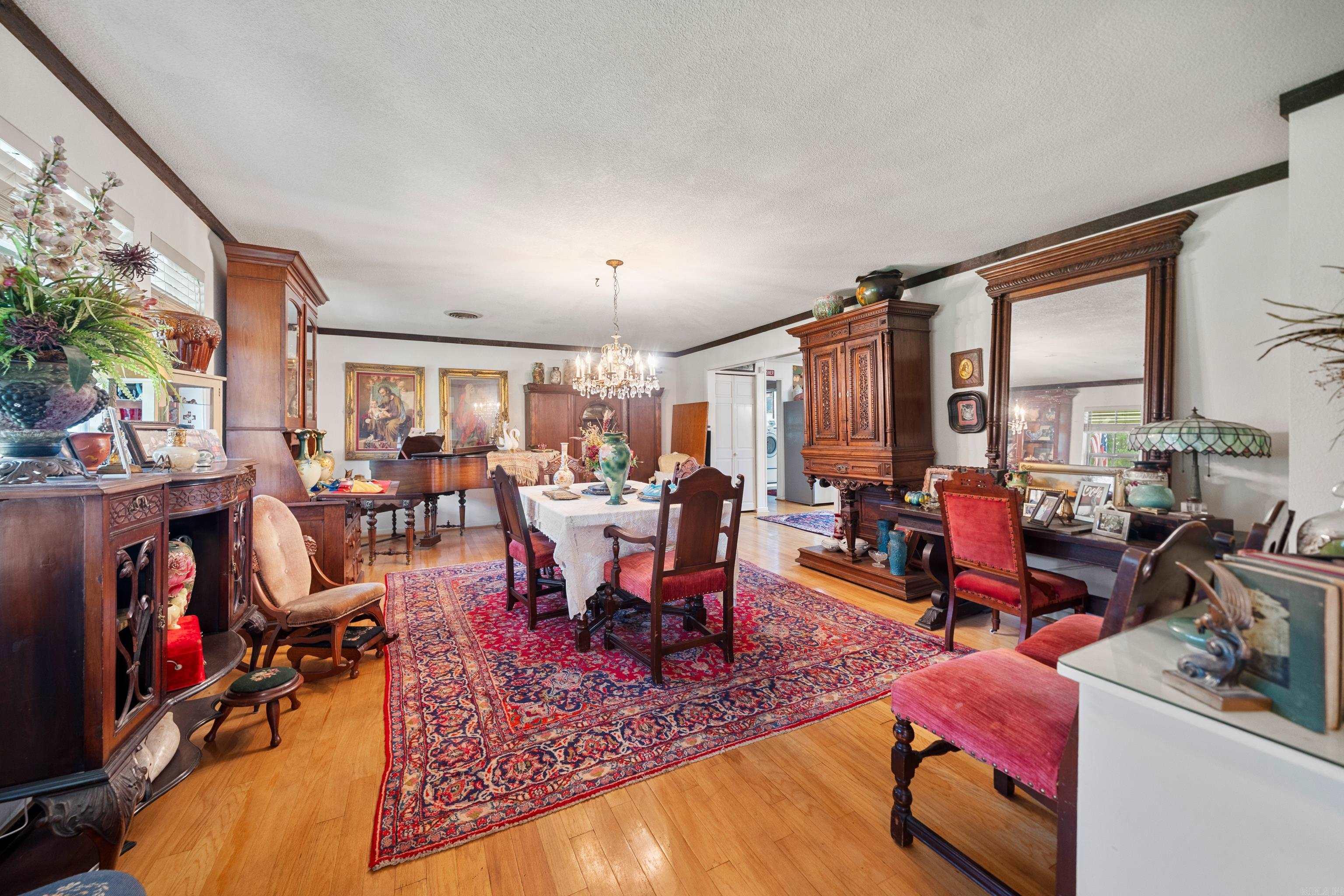120  Sanson  Hot Springs, AR