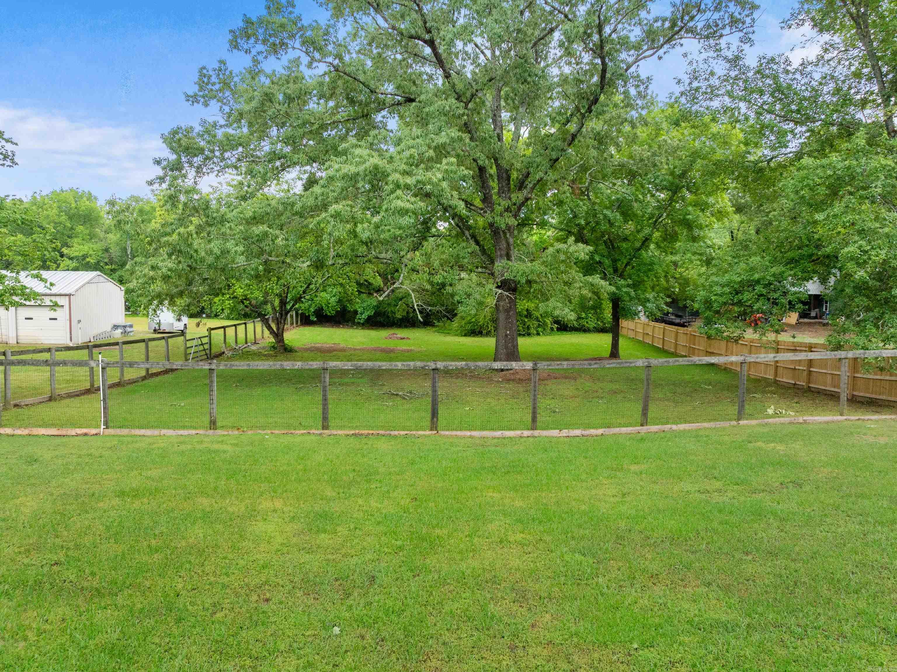 120  Sanson  Hot Springs, AR