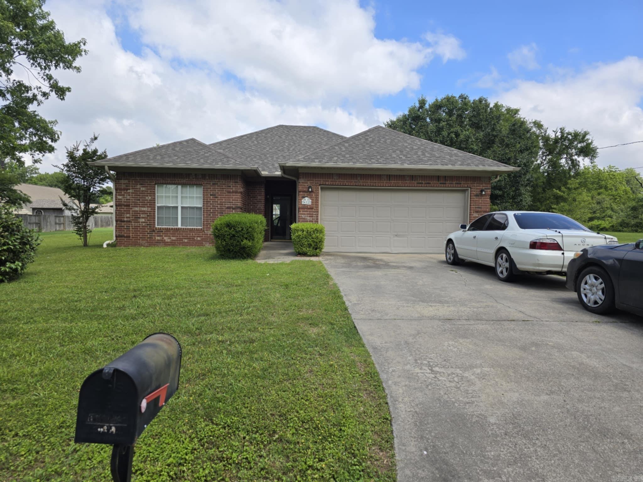 612 W 13TH  Stuttgart, AR