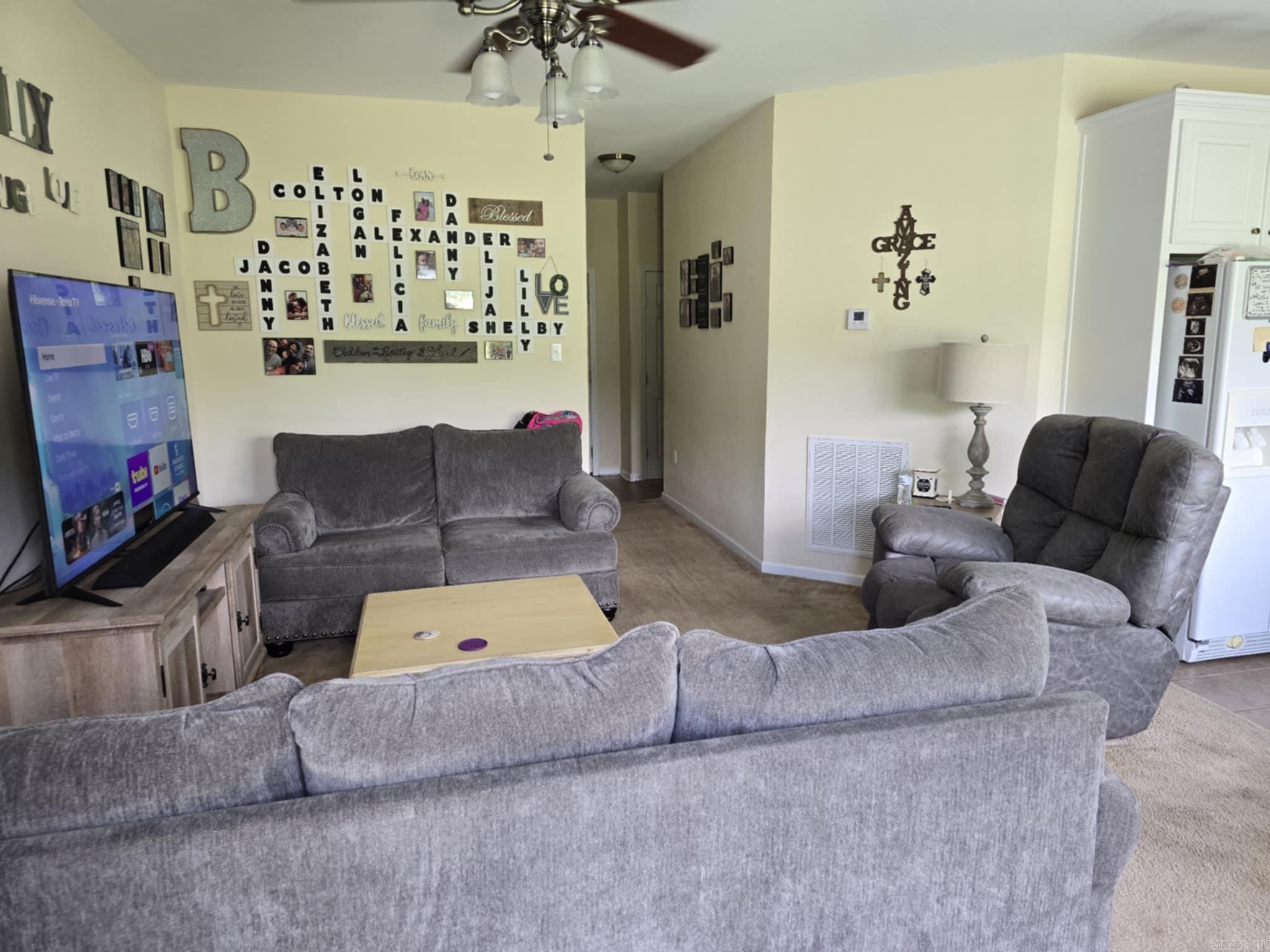 612 W 13TH  Stuttgart, AR