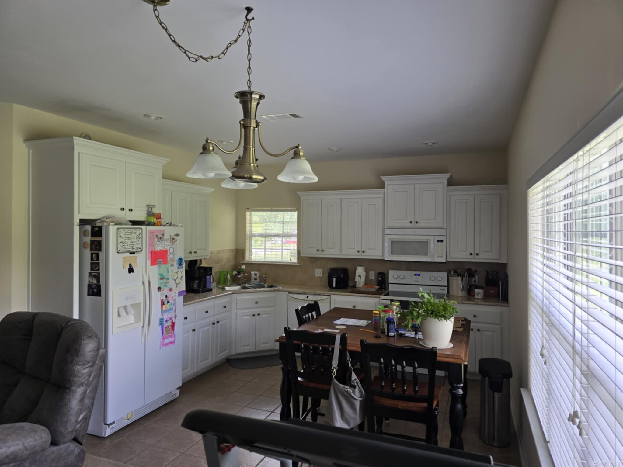 612 W 13TH  Stuttgart, AR