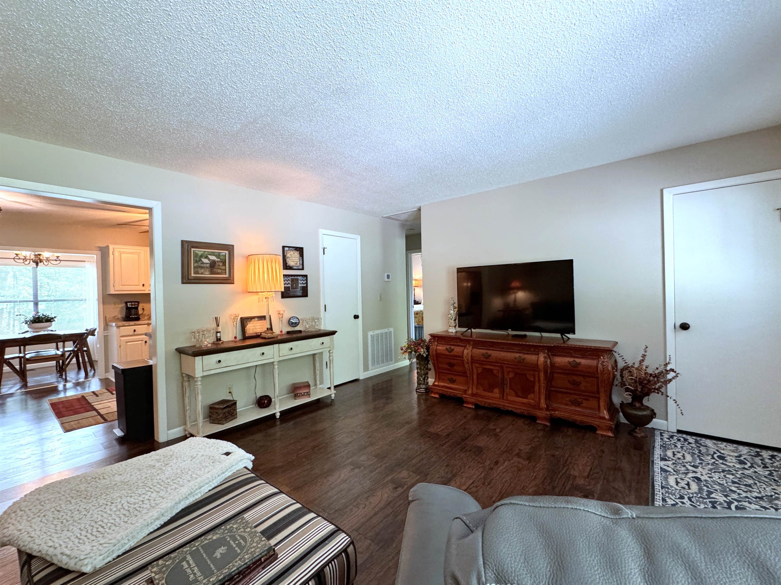9  Mineola  Cherokee Village, AR