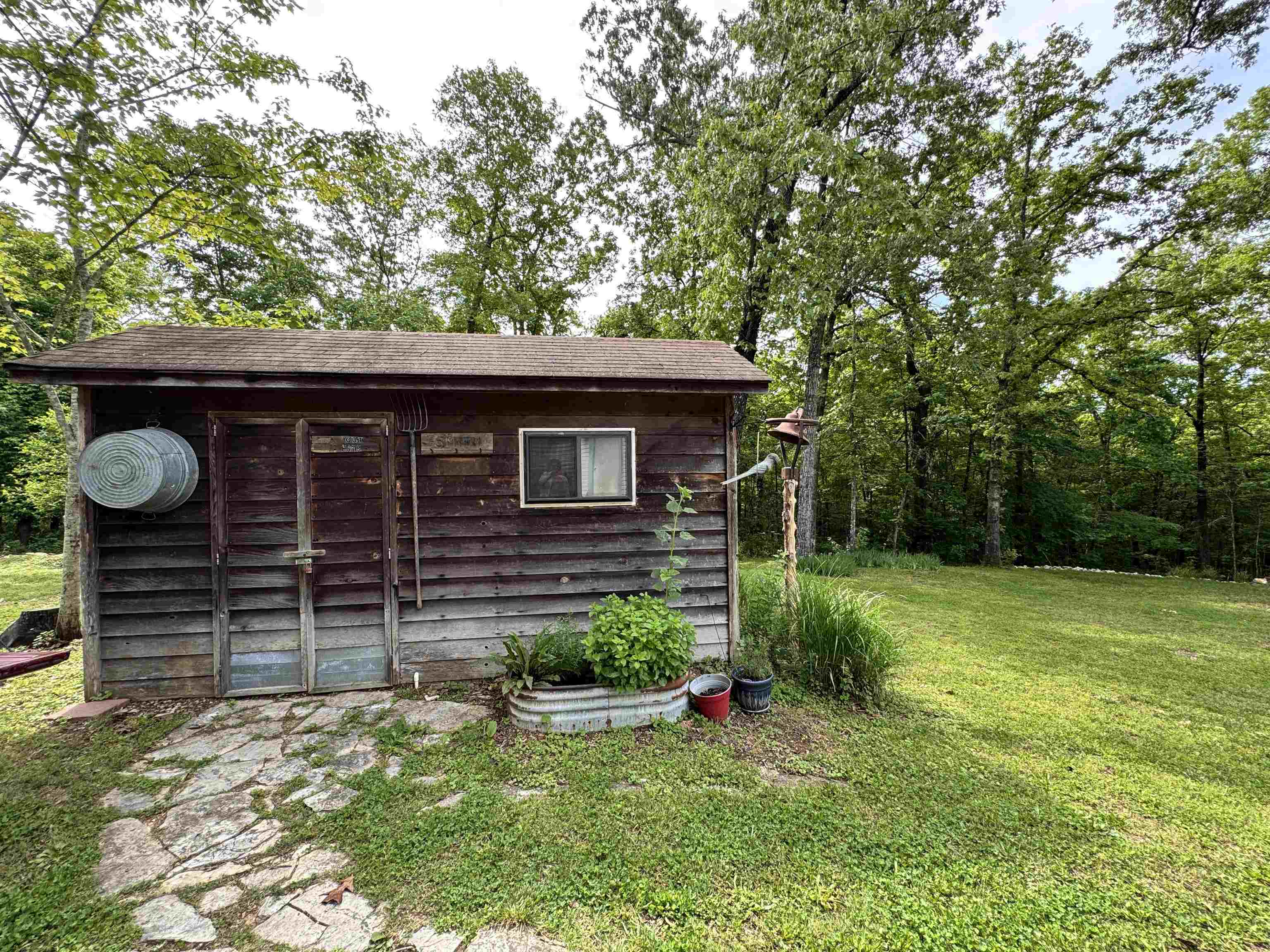 9  Mineola  Cherokee Village, AR