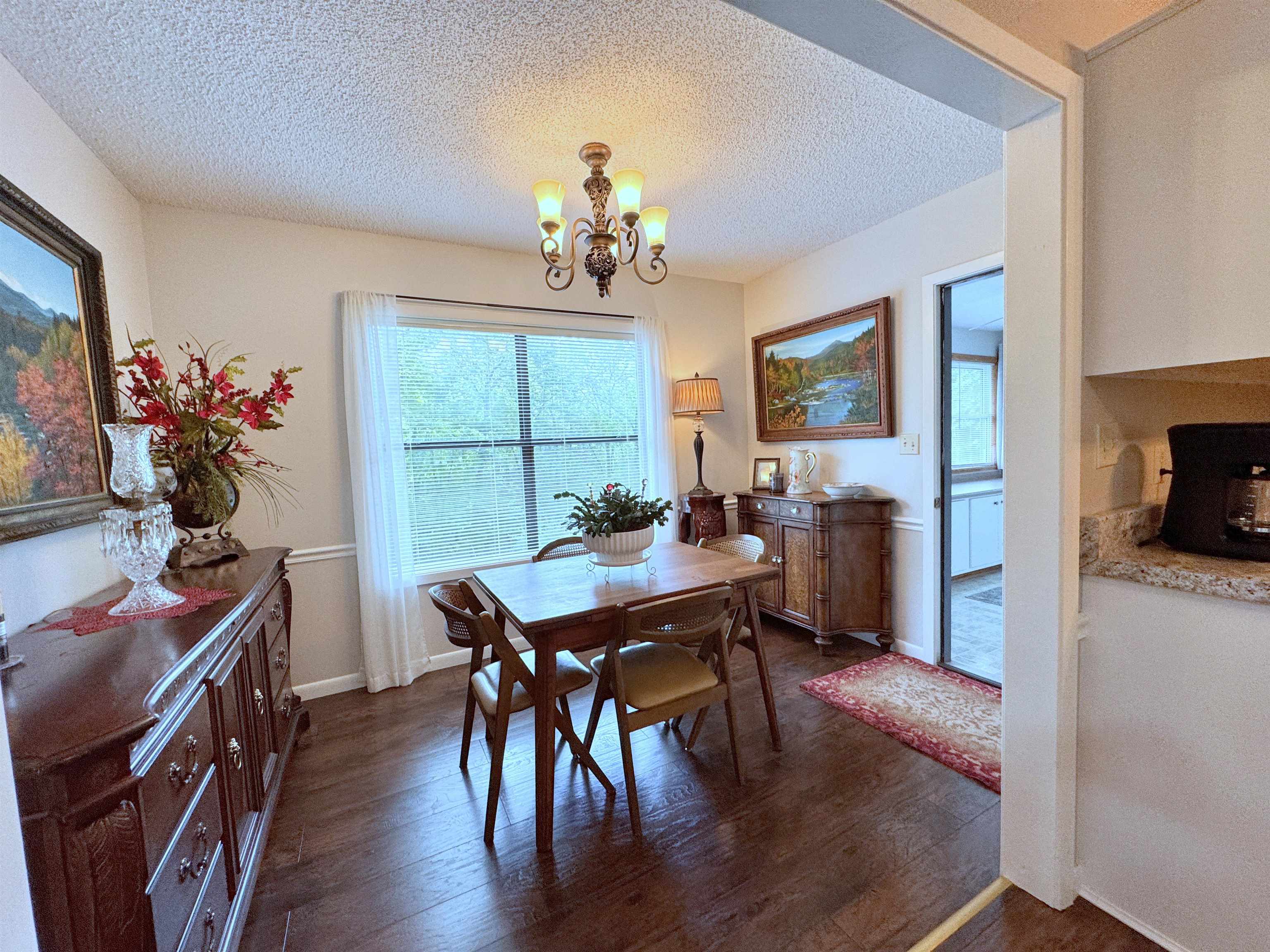 9  Mineola  Cherokee Village, AR