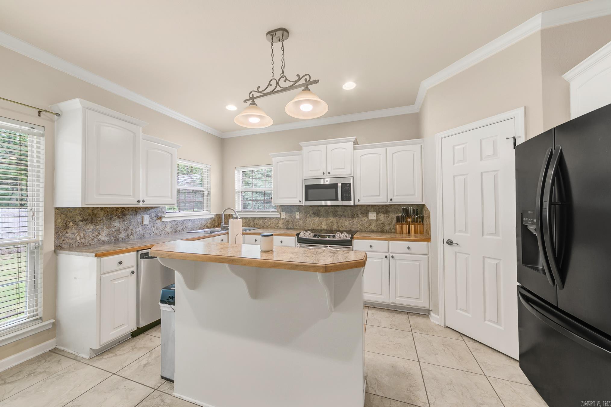120  Cross Creek Drive  Austin, AR