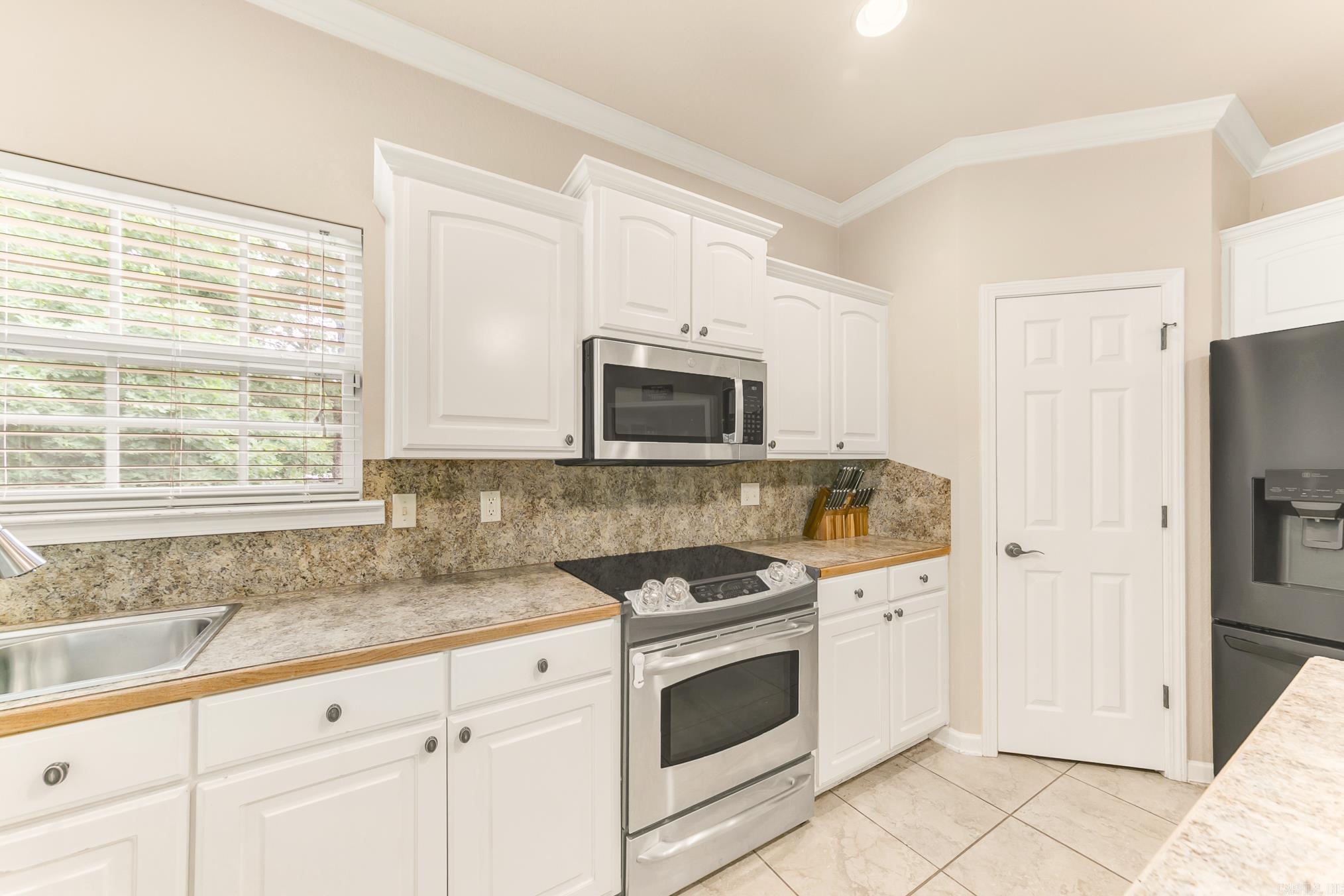 120  Cross Creek Drive  Austin, AR