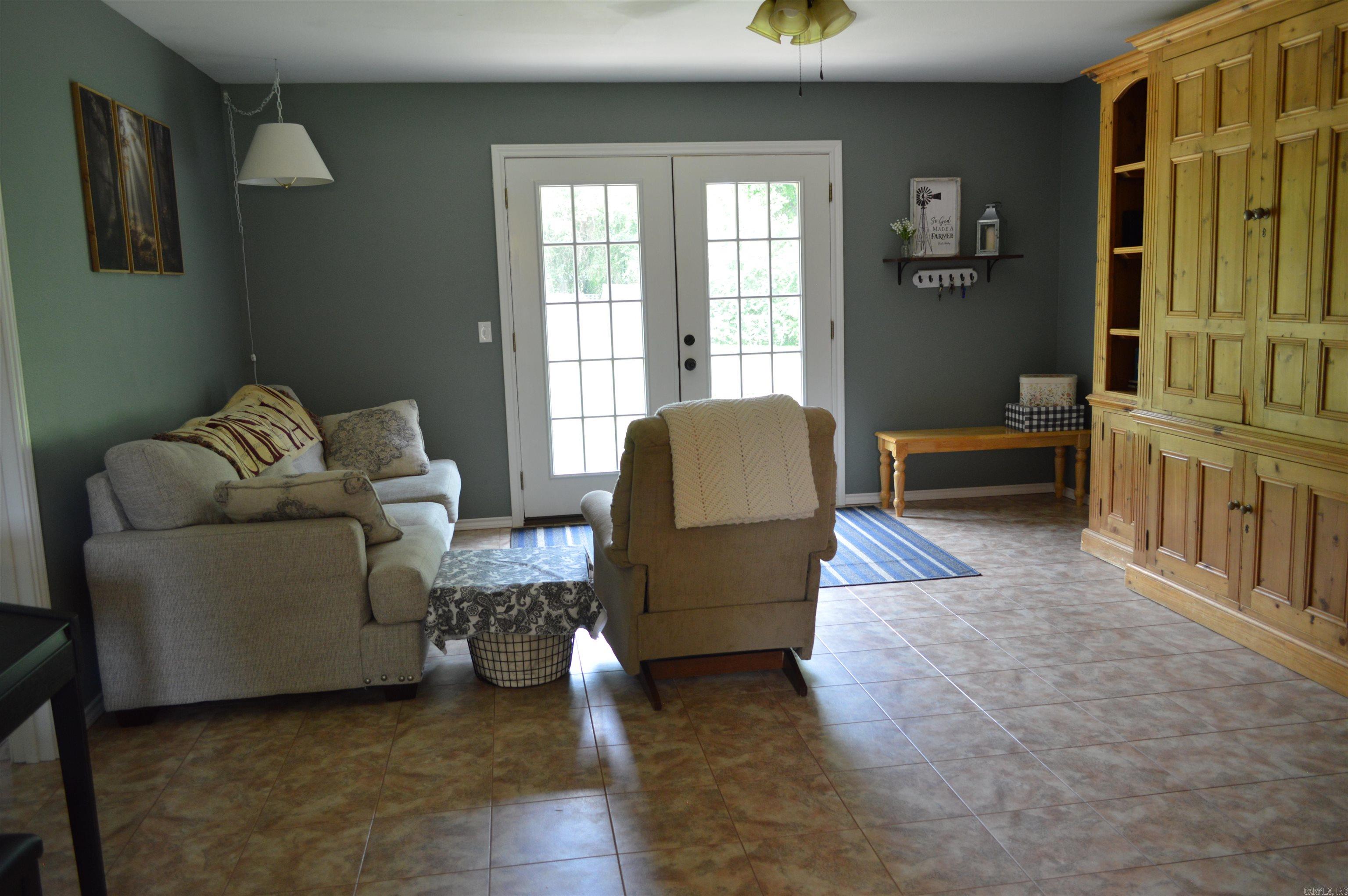 1059  Piney  De Queen, AR