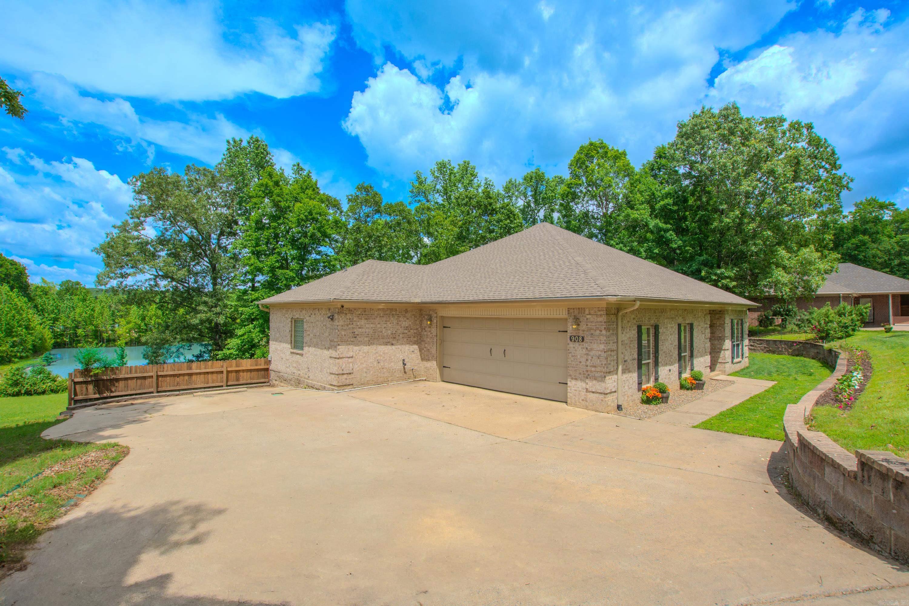 908 W Hwy 89  Cabot, AR