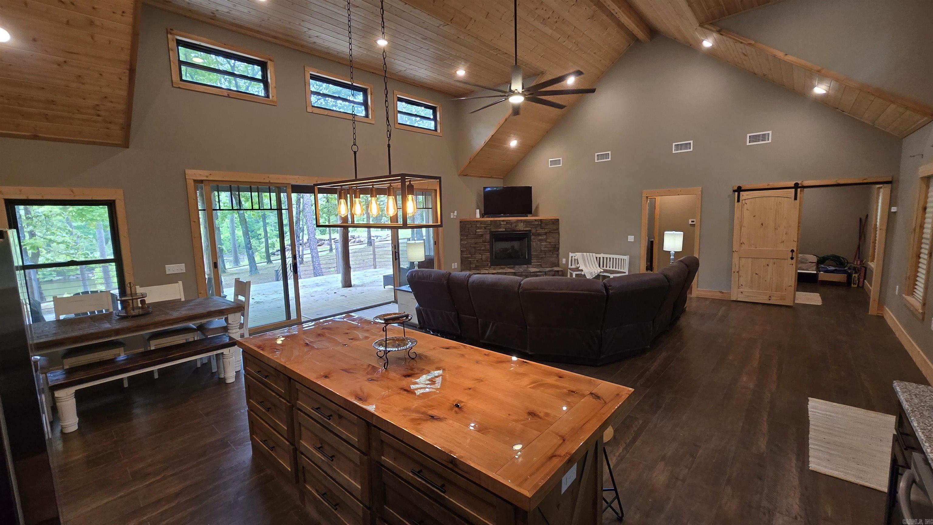 350  Kustrin Dr  Drasco, AR