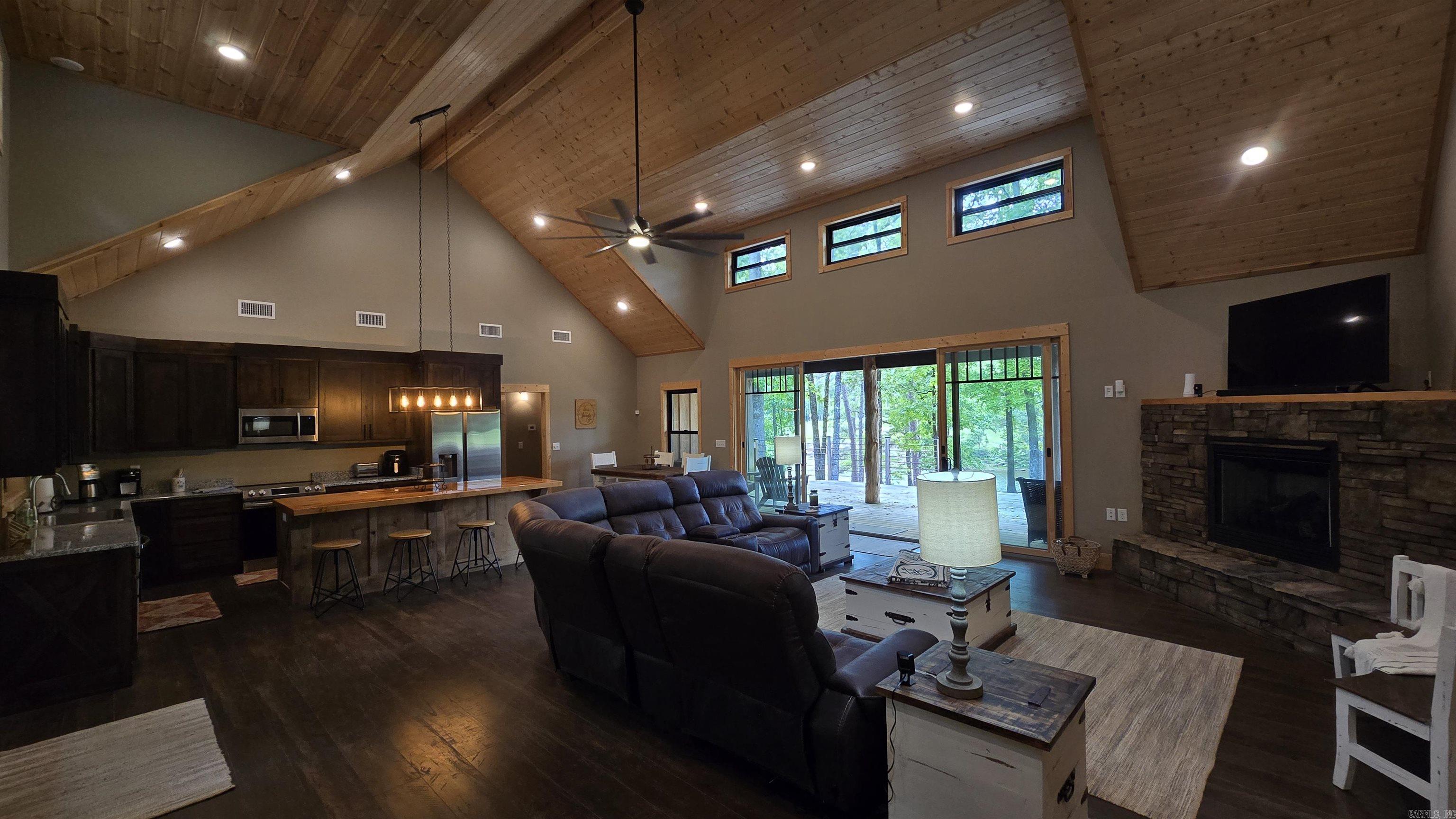 350  Kustrin Dr  Drasco, AR