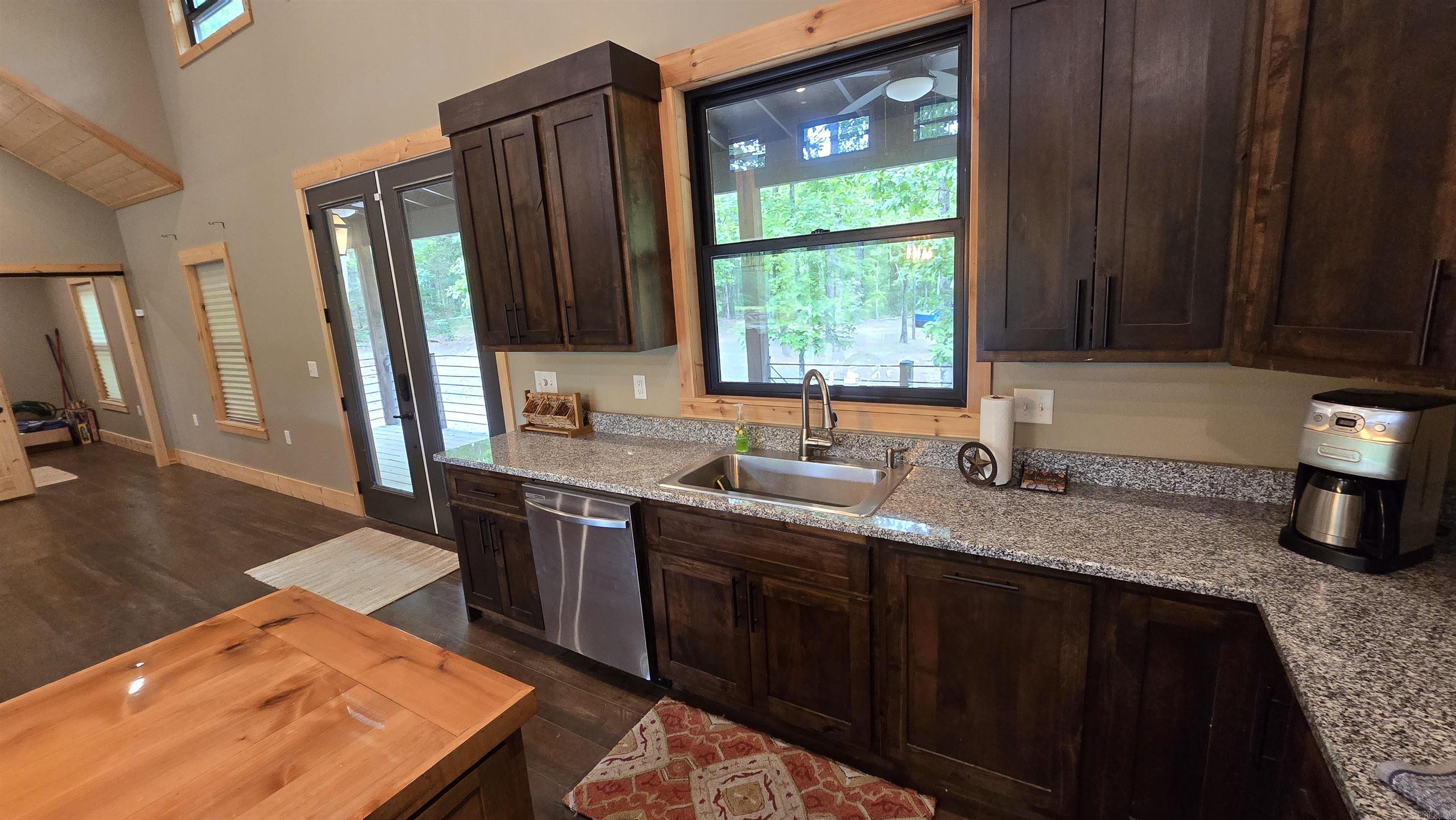 350  Kustrin Dr  Drasco, AR