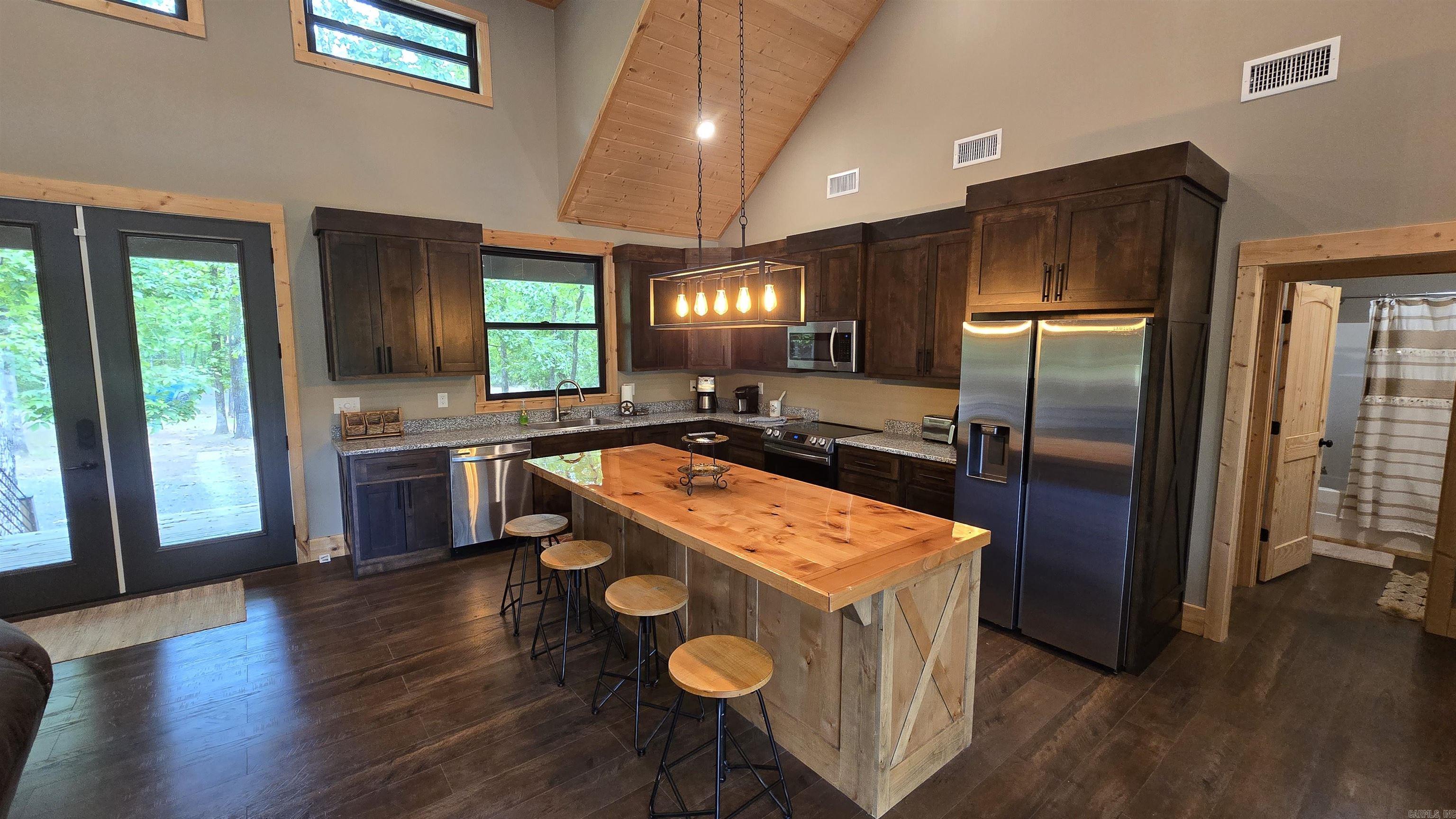 350  Kustrin Dr  Drasco, AR