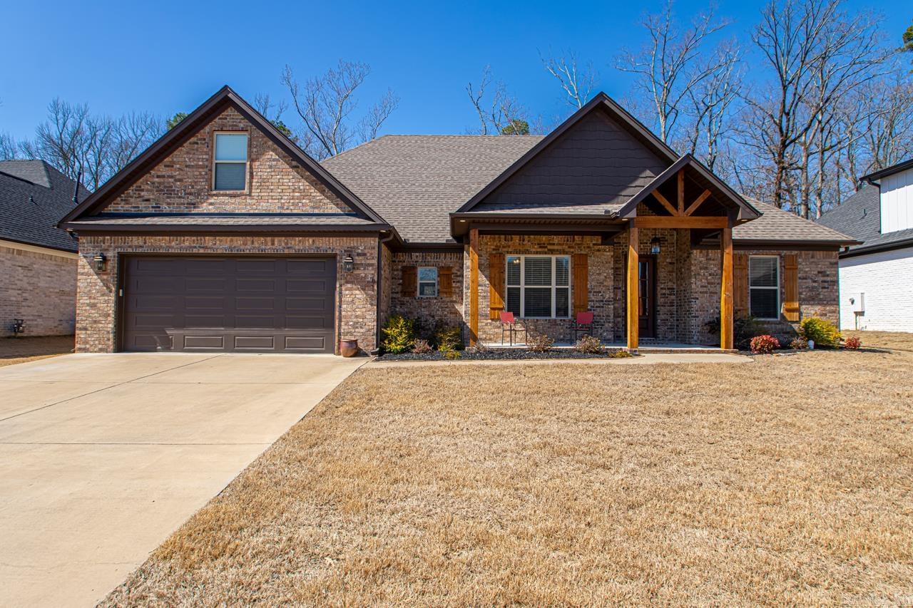 7841 S Shoreline  Benton, AR