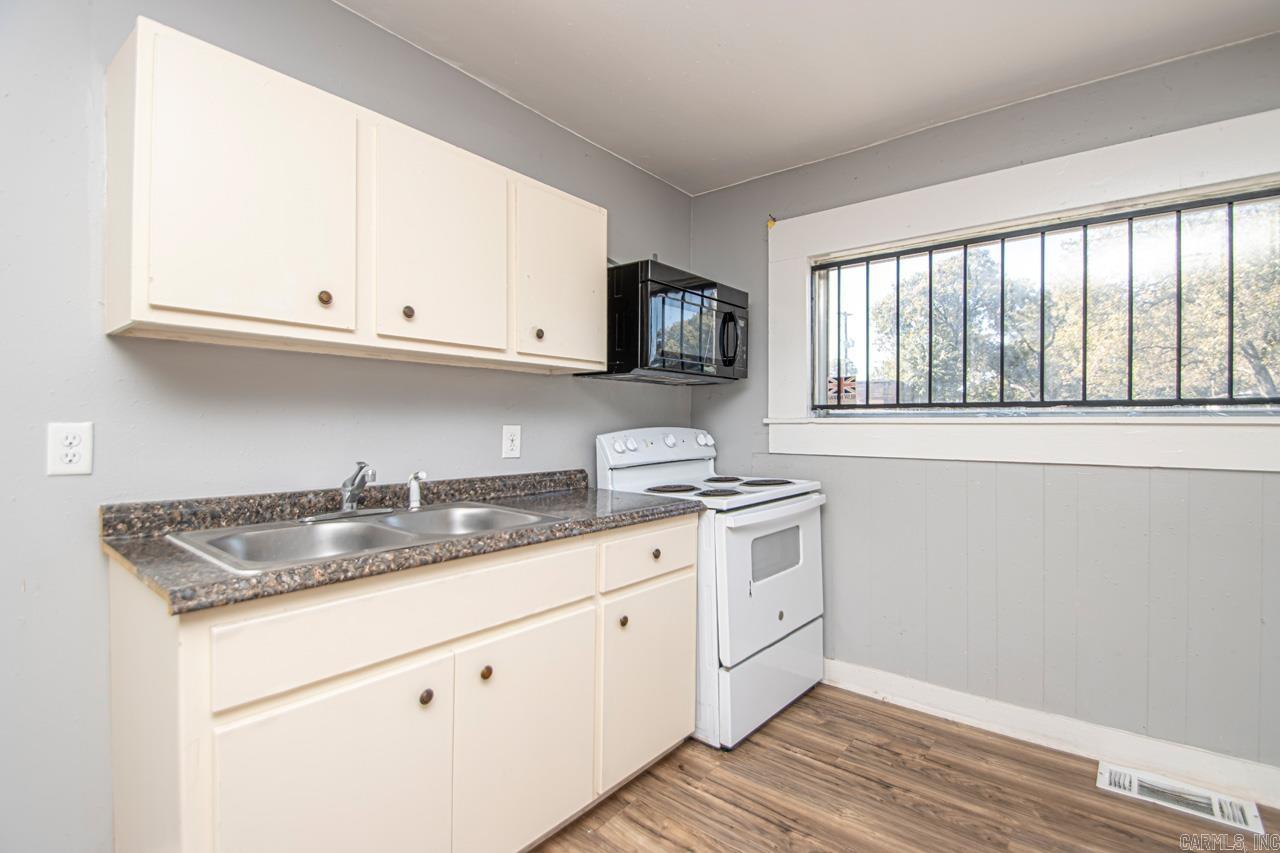 4704 E Broadway  North Little Rock, AR