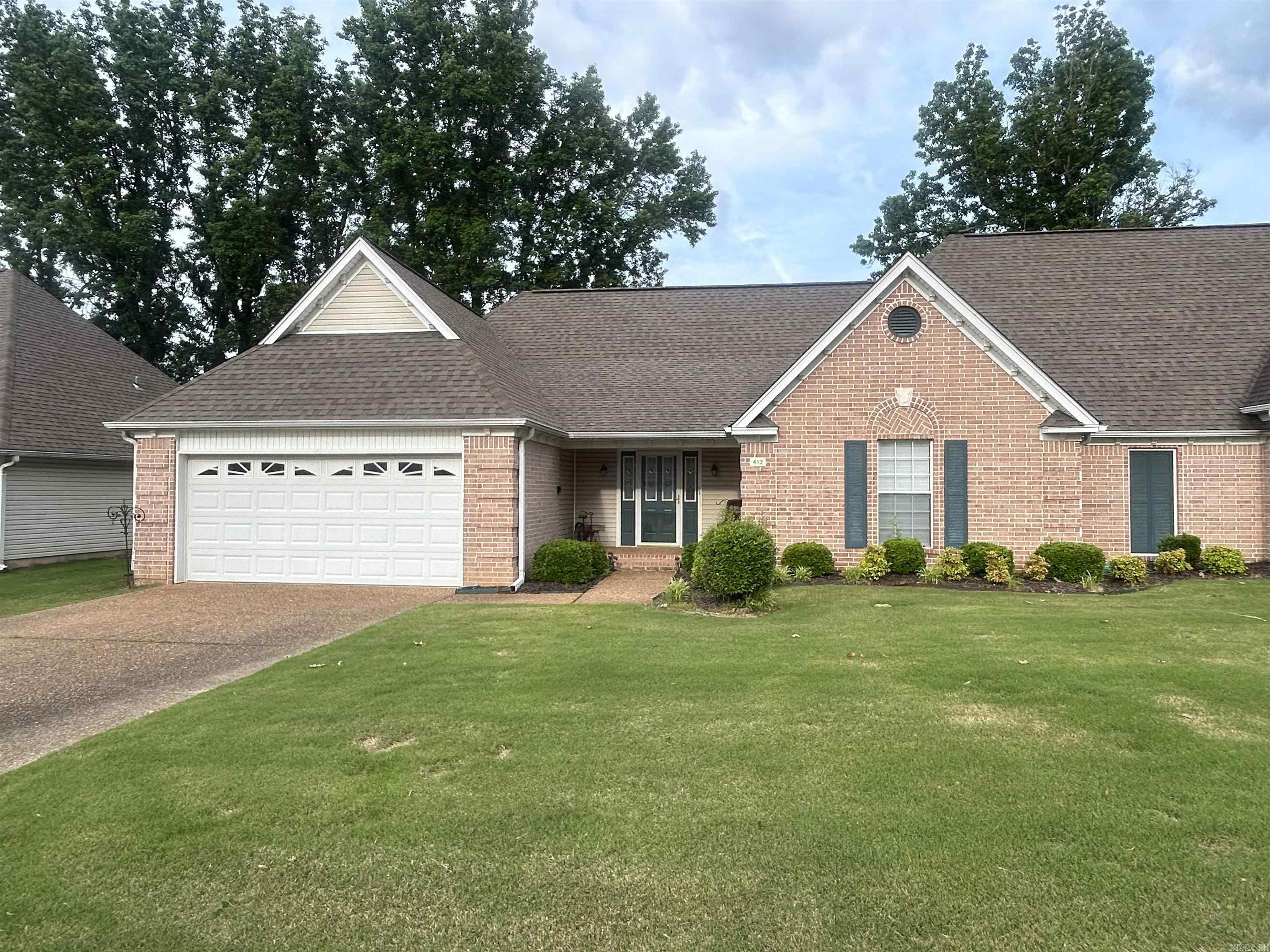 412 Country Squire Lane
