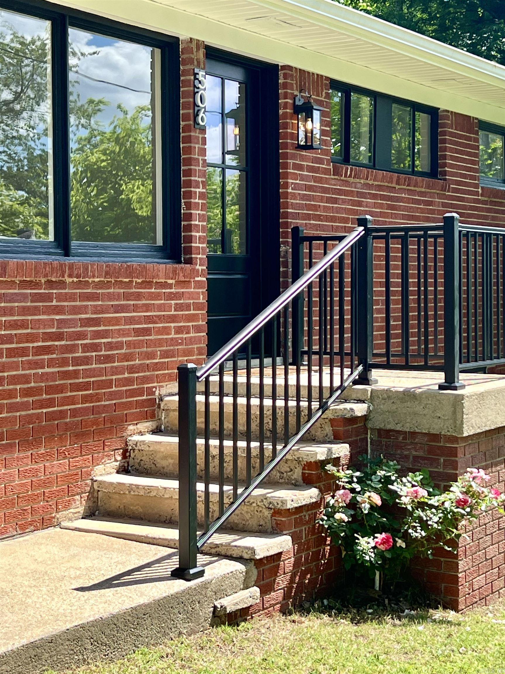 506 W Clinton  Heber Springs, AR