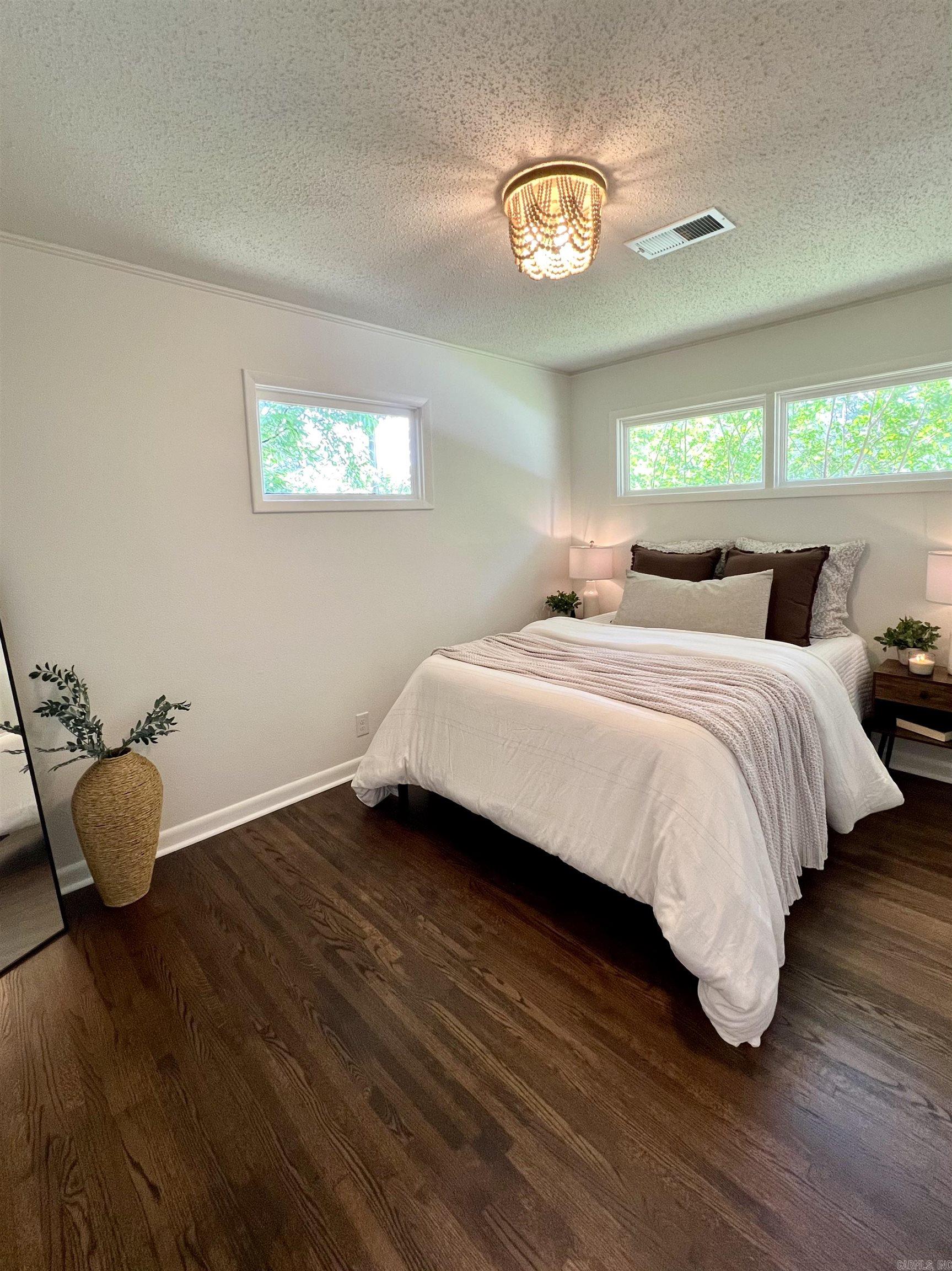 506 W Clinton  Heber Springs, AR