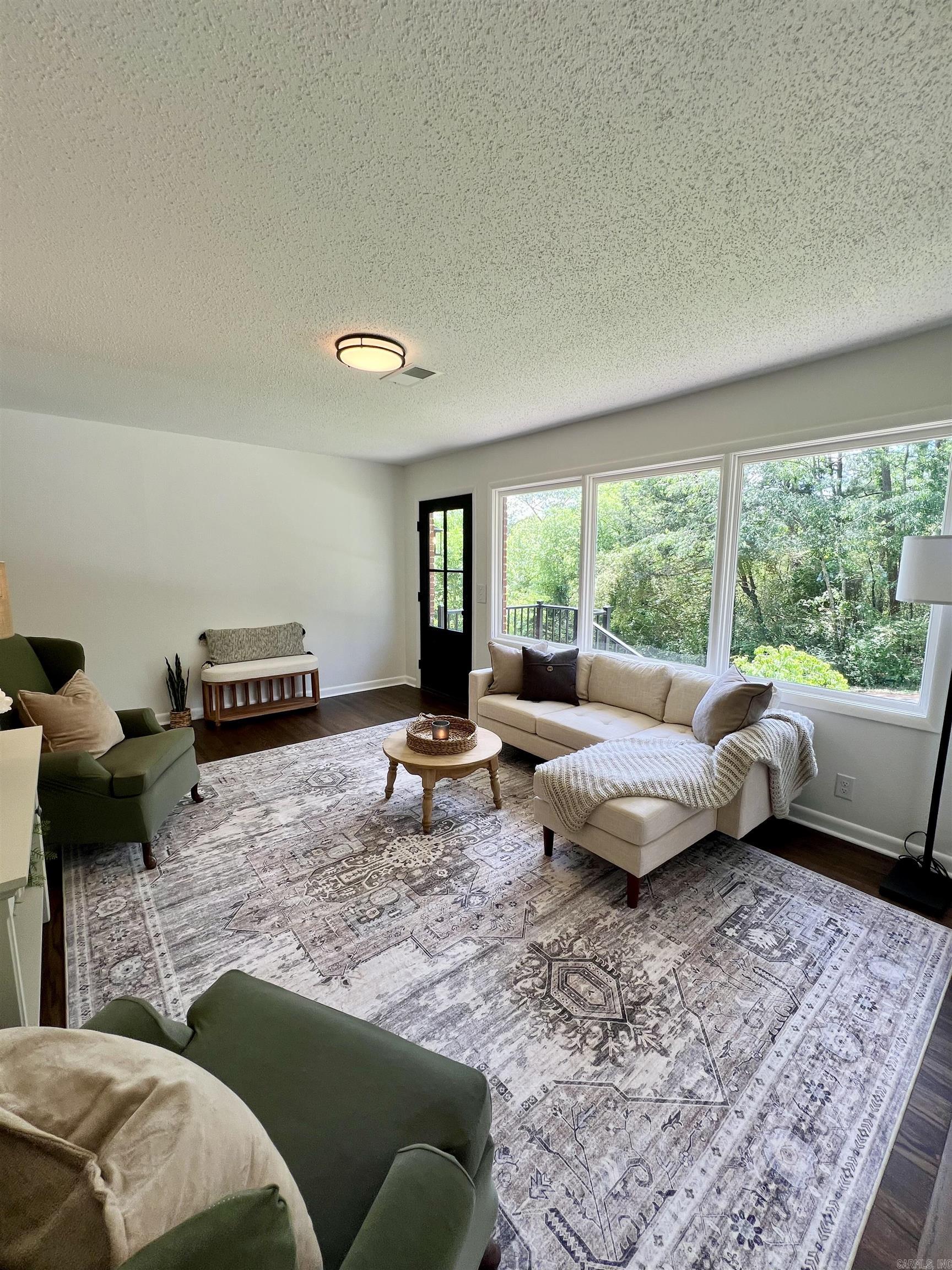 506 W Clinton  Heber Springs, AR