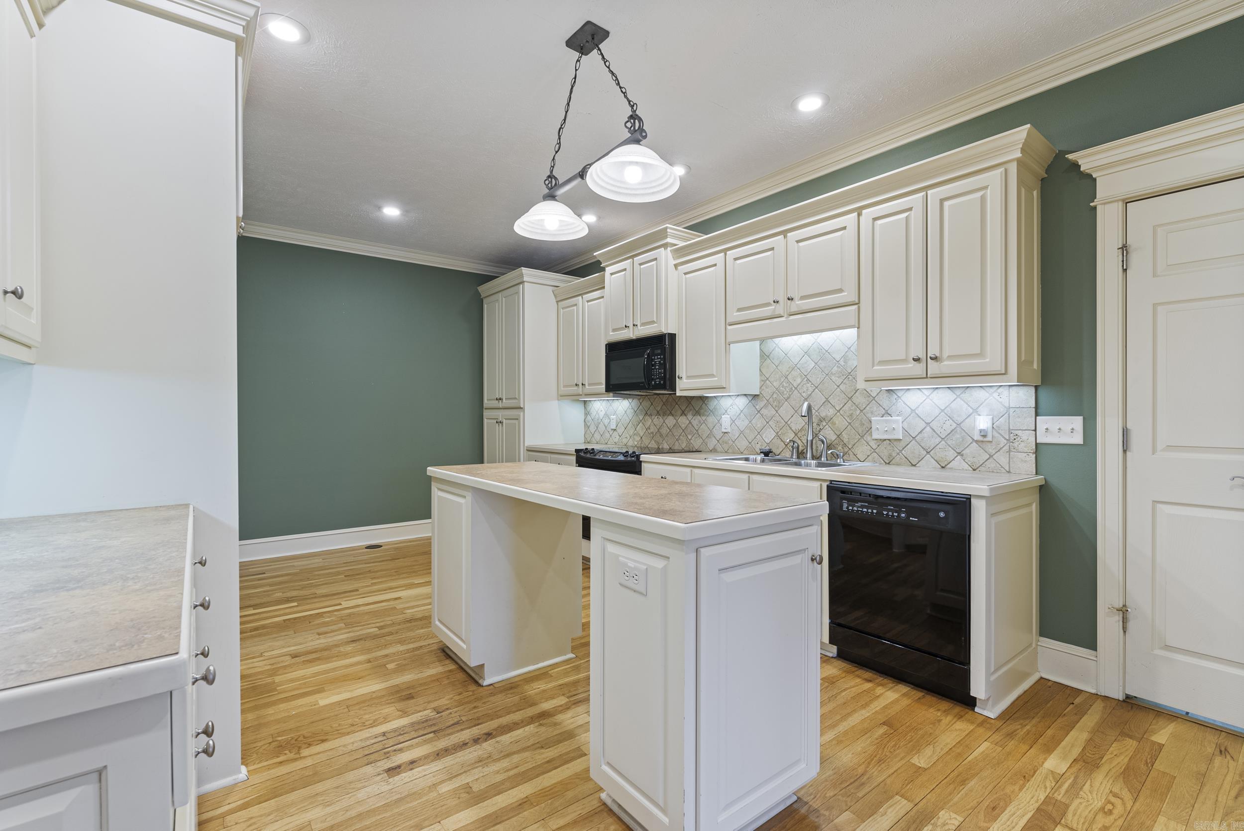 4655 Palm Springs Circle Conway, AR 72034