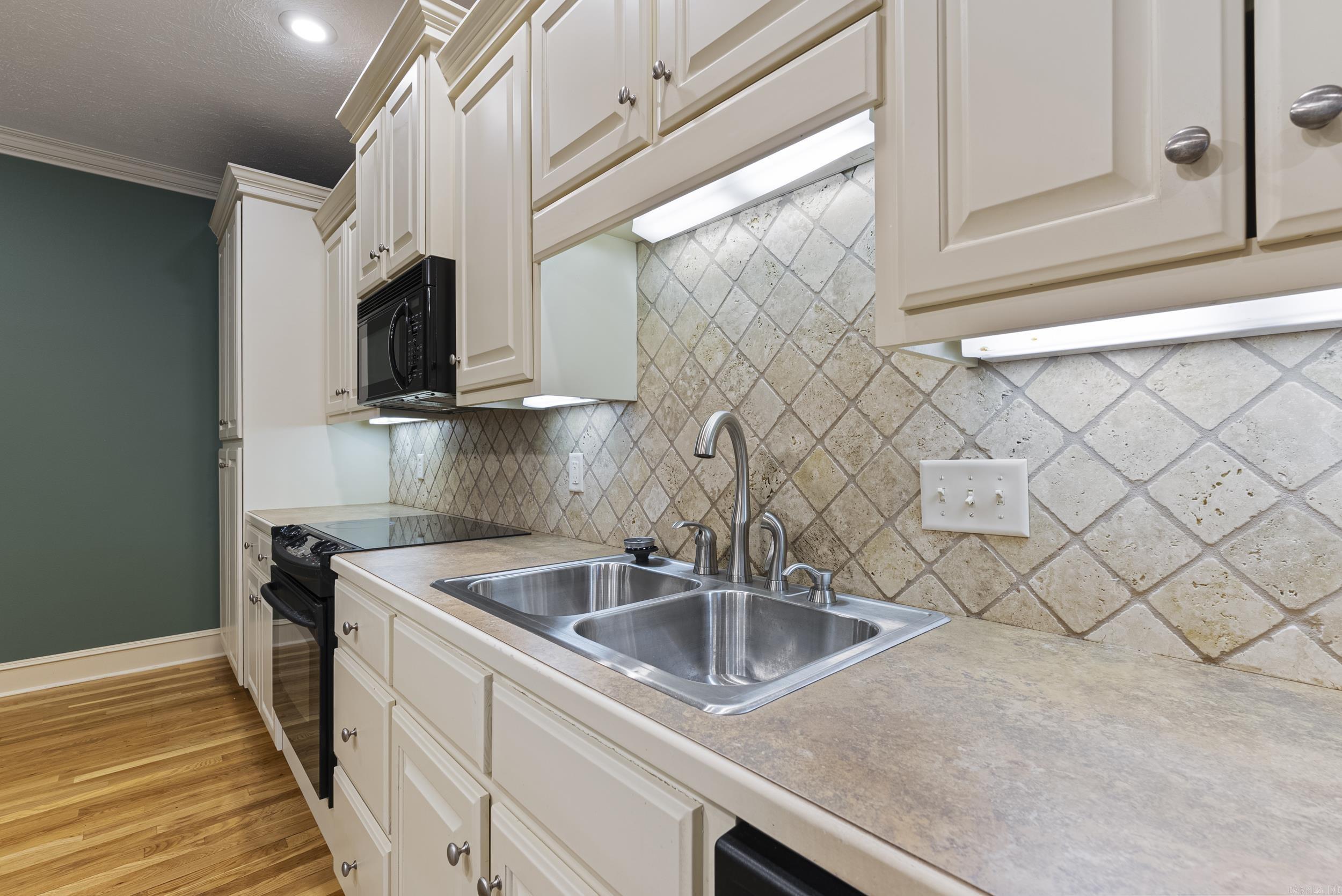 4655 Palm Springs Circle Conway, AR 72034