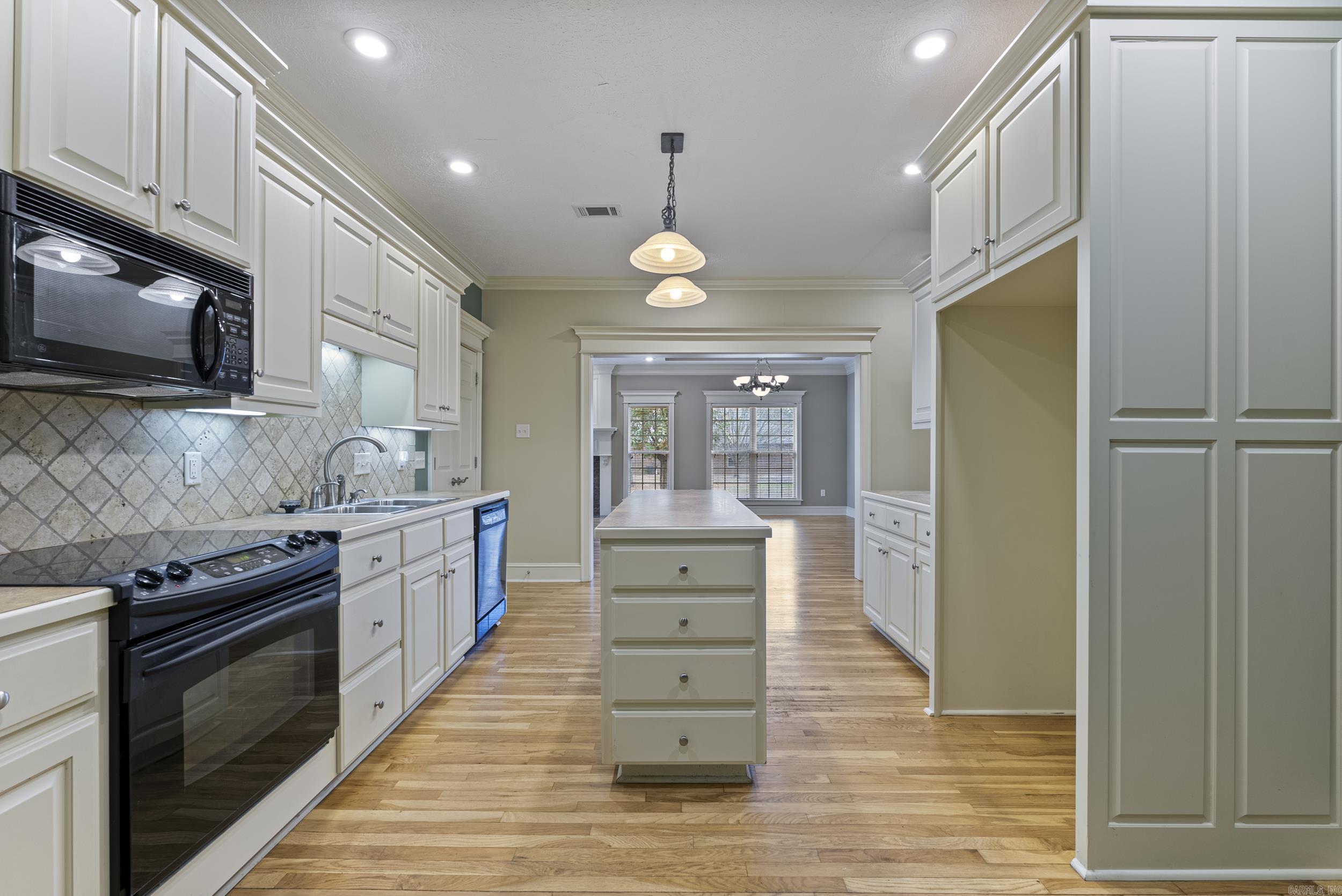 4655 Palm Springs Circle Conway, AR 72034
