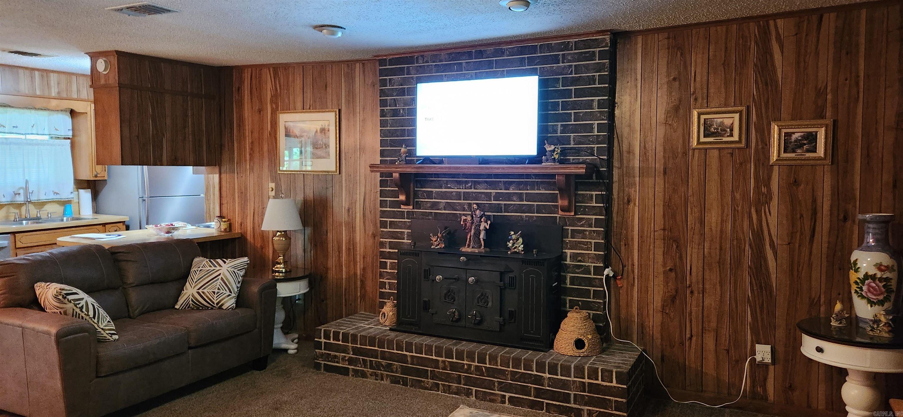 6303  Forrest Oak  Pine Bluff, AR