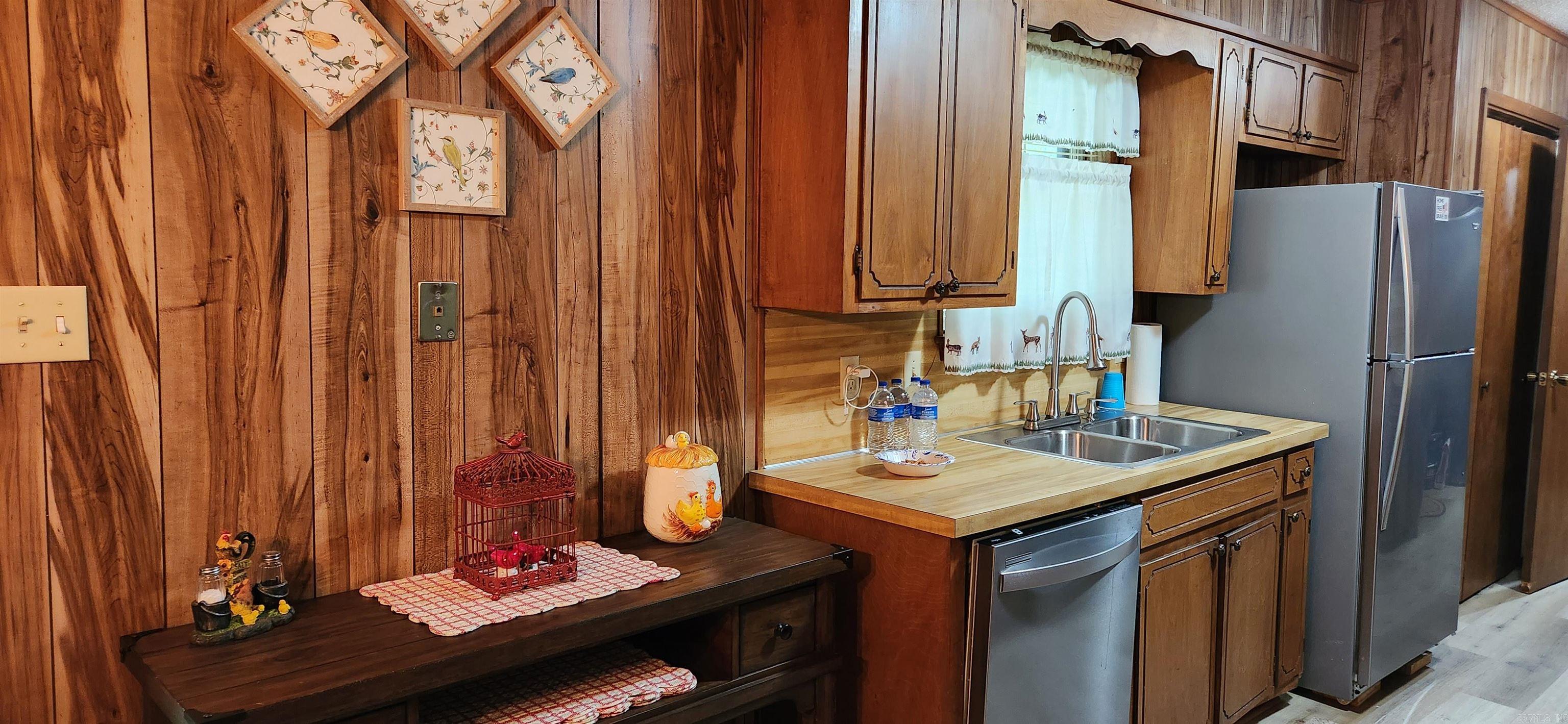 6303  Forrest Oak  Pine Bluff, AR