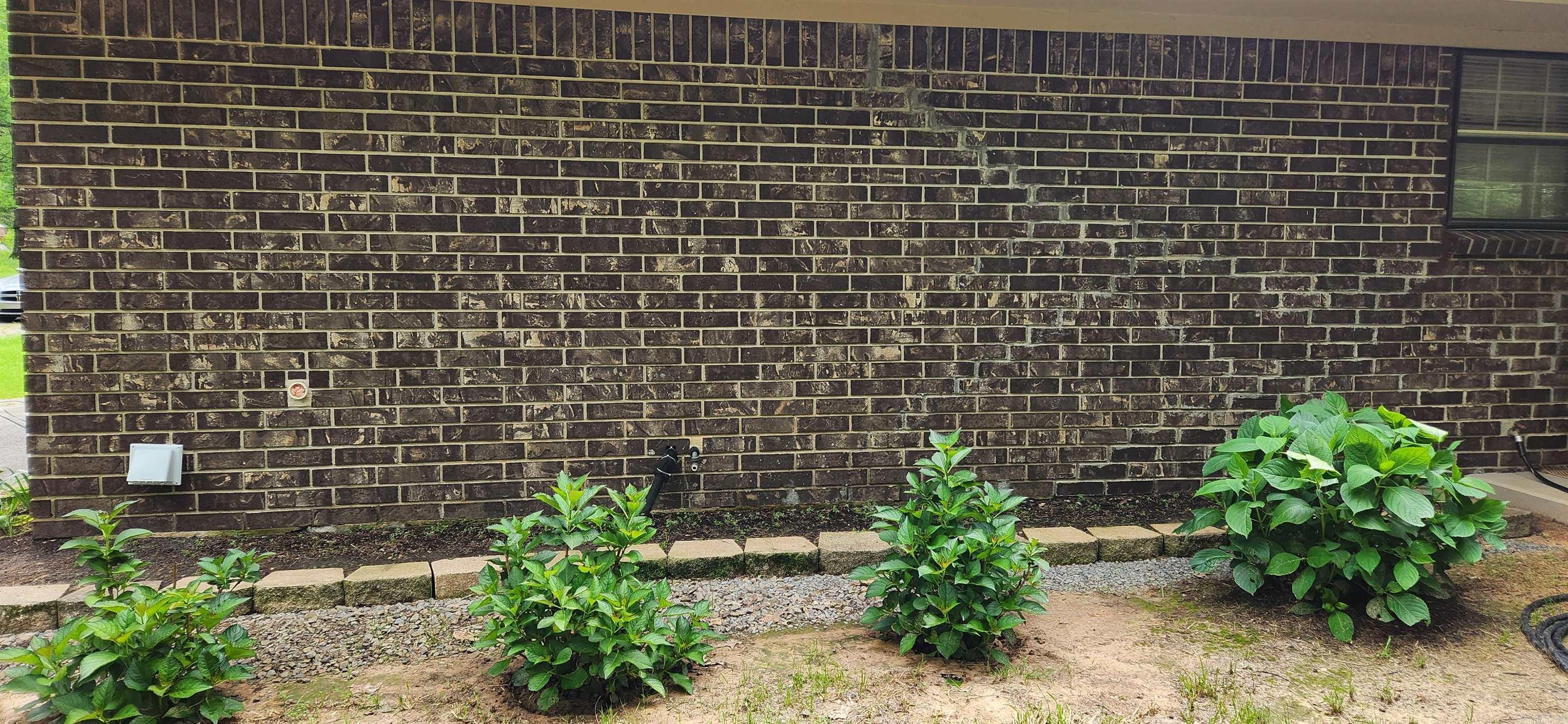 6303  Forrest Oak  Pine Bluff, AR