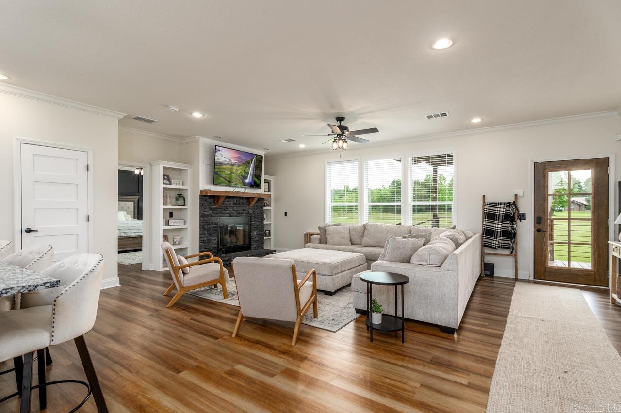 27  Autumnbrook  Conway, AR