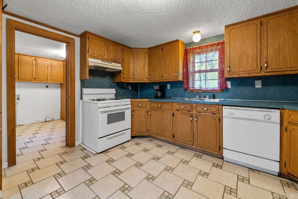 135  Cress Ln  Clinton, AR