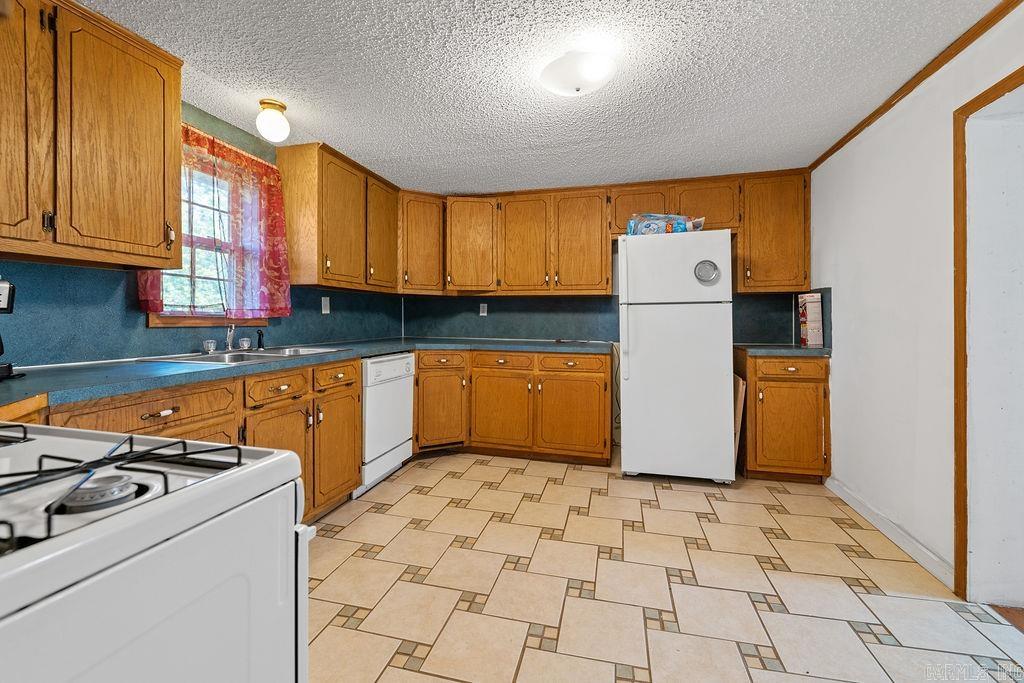 135  Cress Ln  Clinton, AR